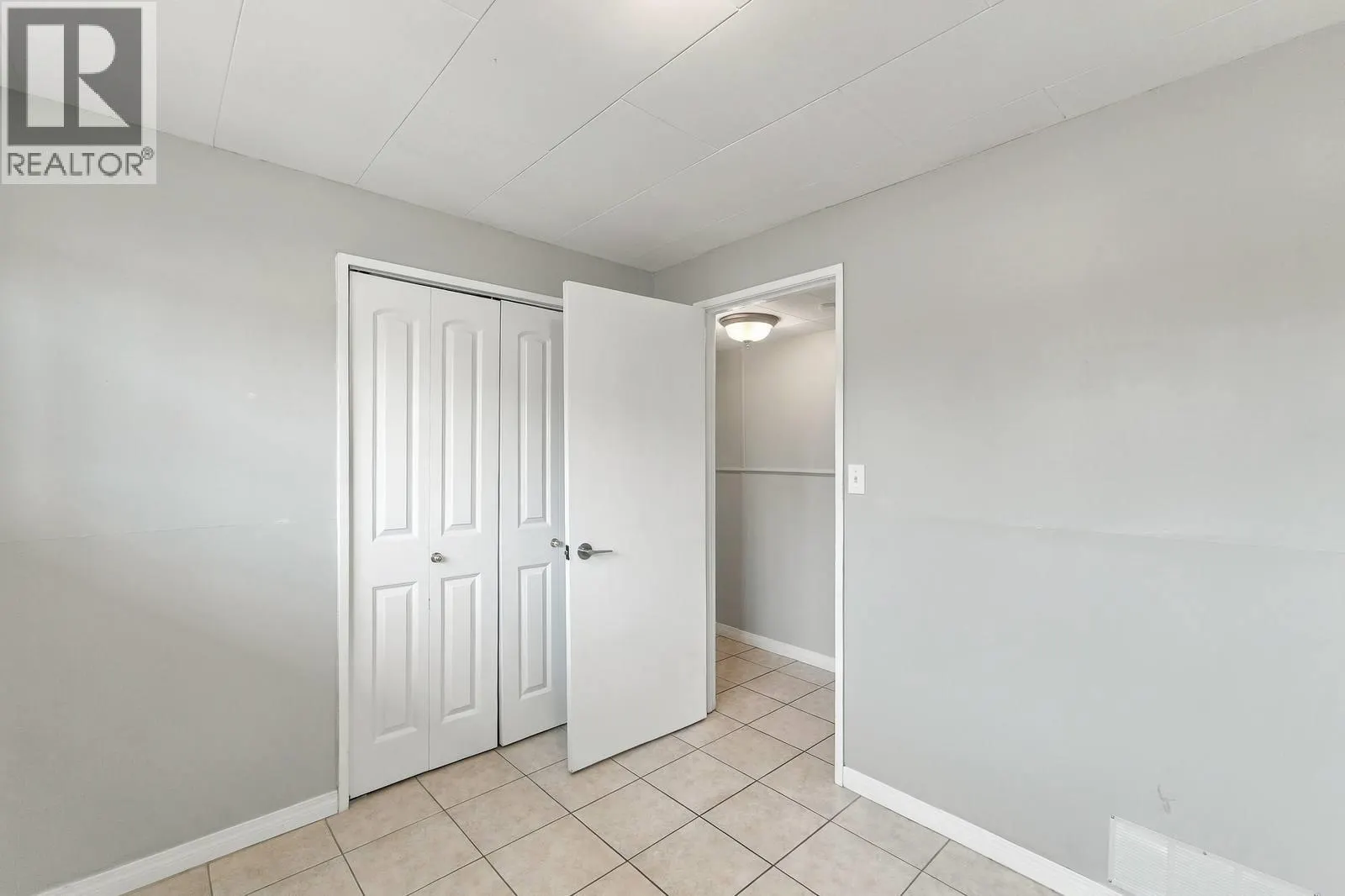 1029 Quesnel Road