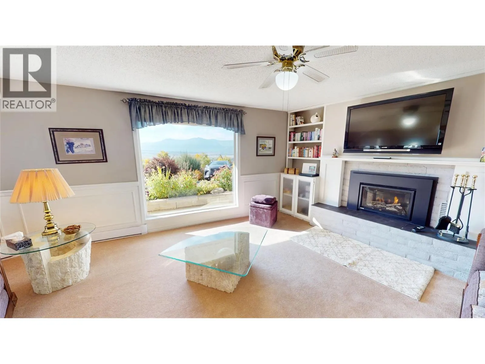 1030 MONROSE Road