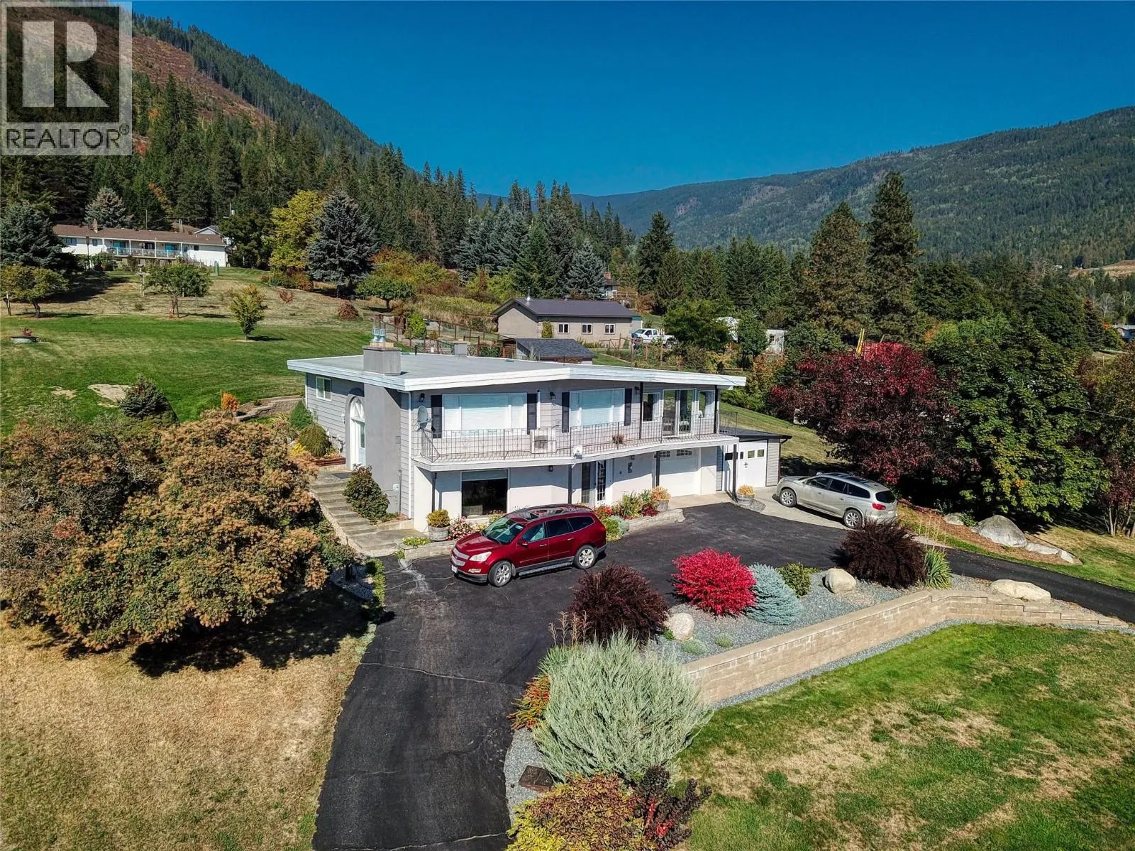 1030 MONROSE Road