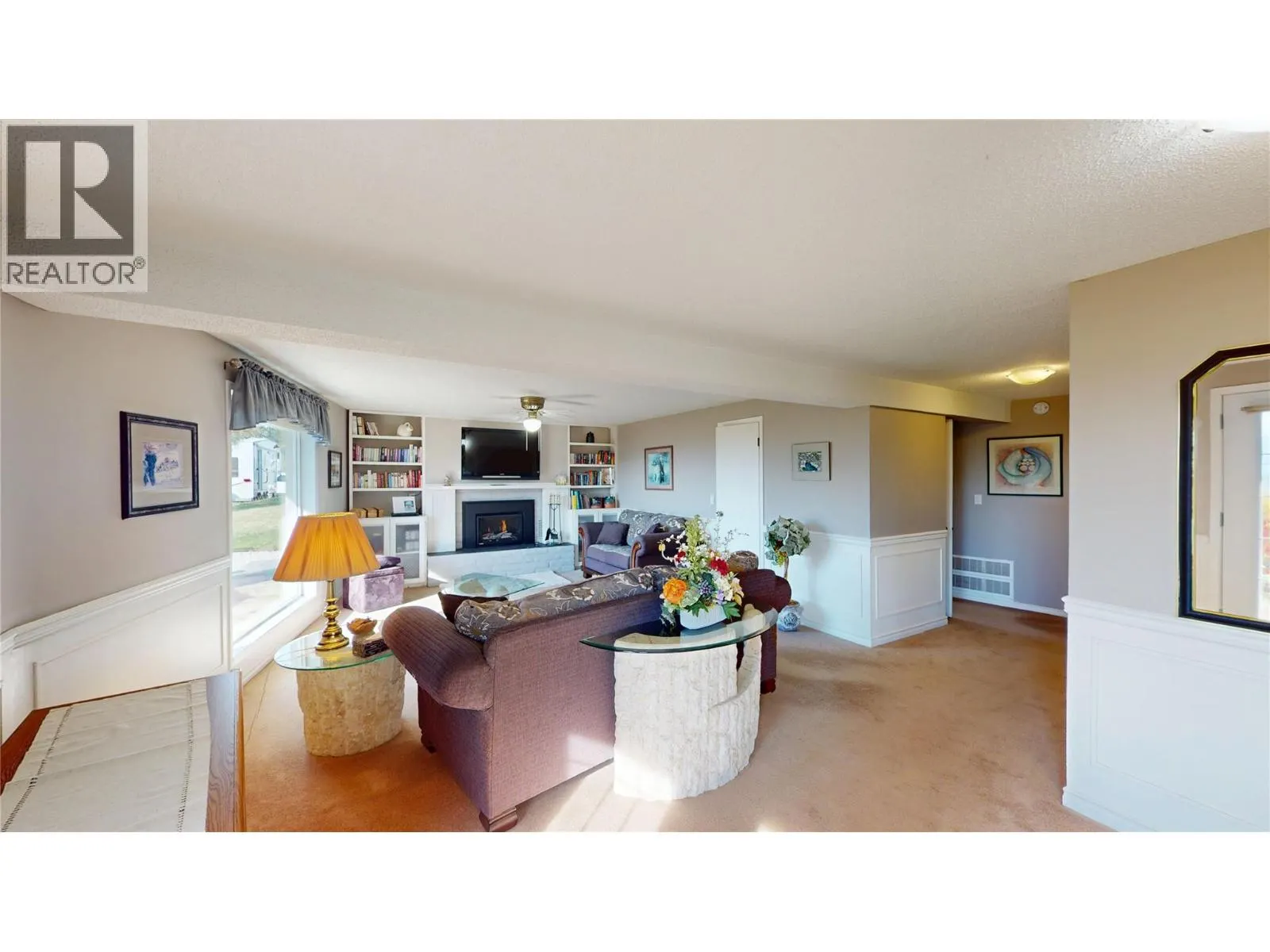 1030 MONROSE Road