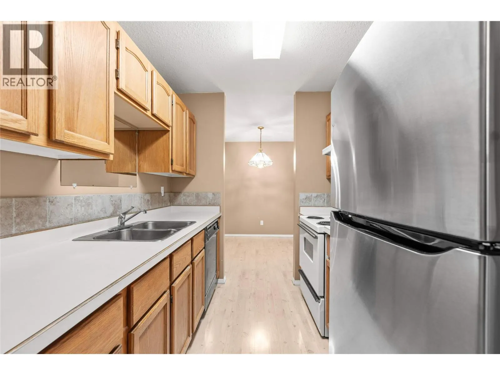 2435 Pleasant Valley Road Unit# 206