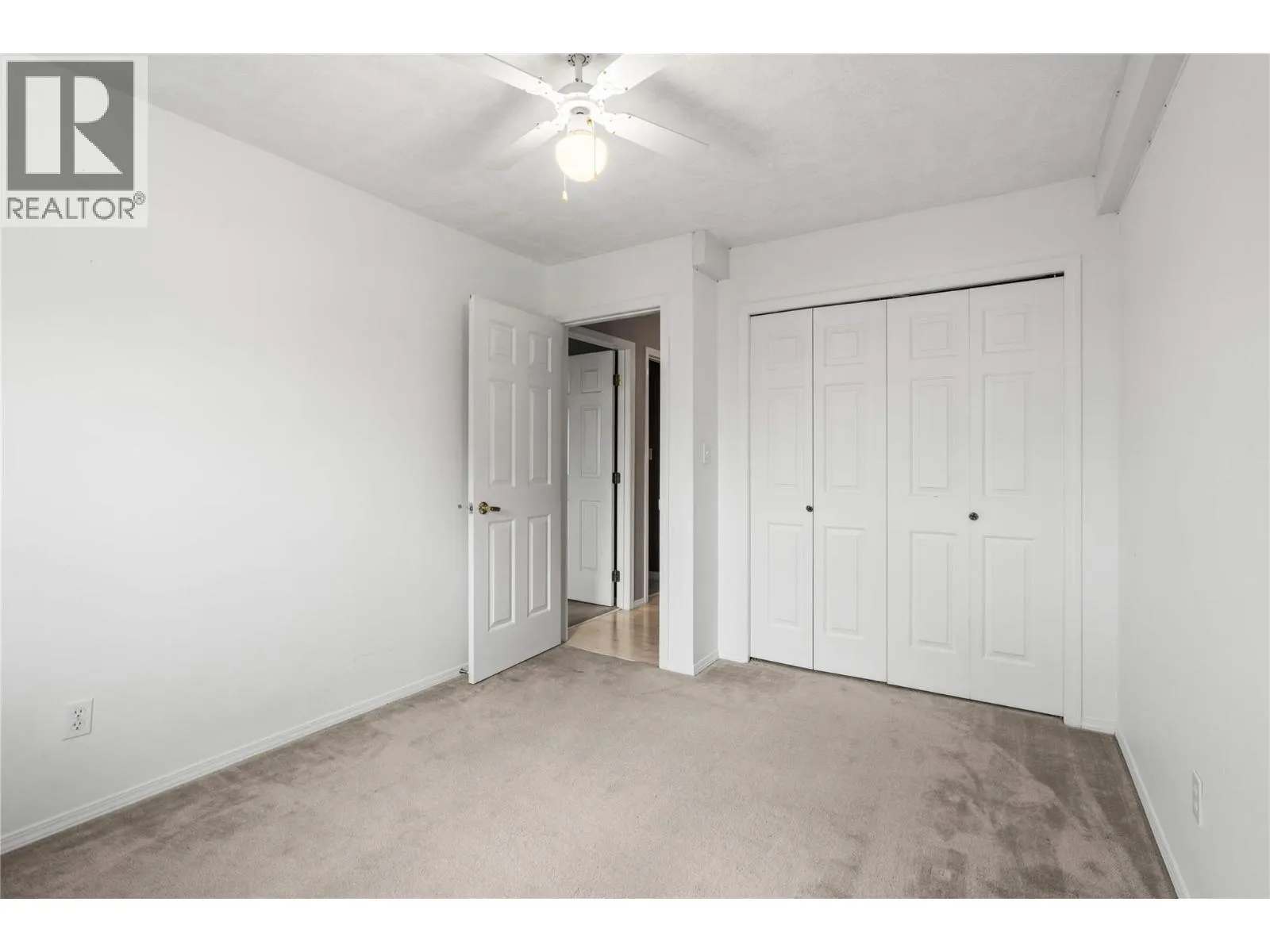 2435 Pleasant Valley Road Unit# 206