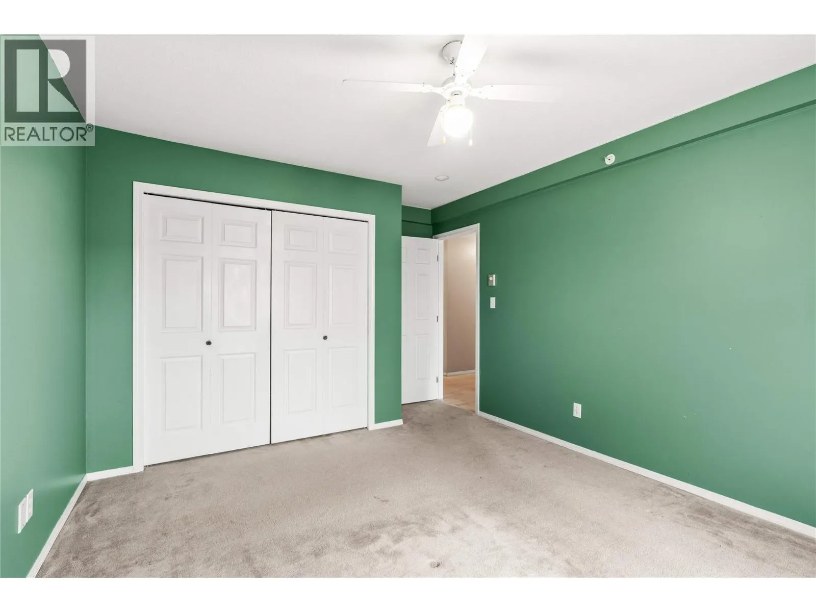 2435 Pleasant Valley Road Unit# 206