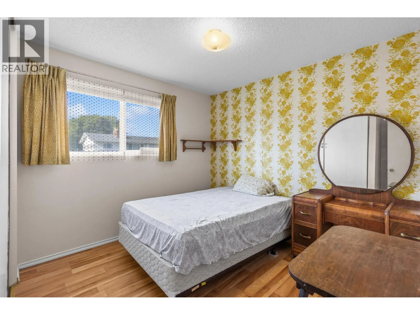 3935 Milford Road