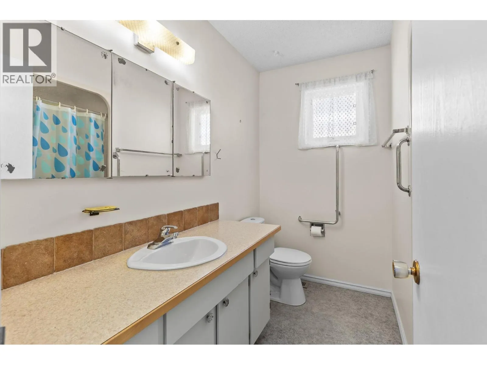 3935 Milford Road