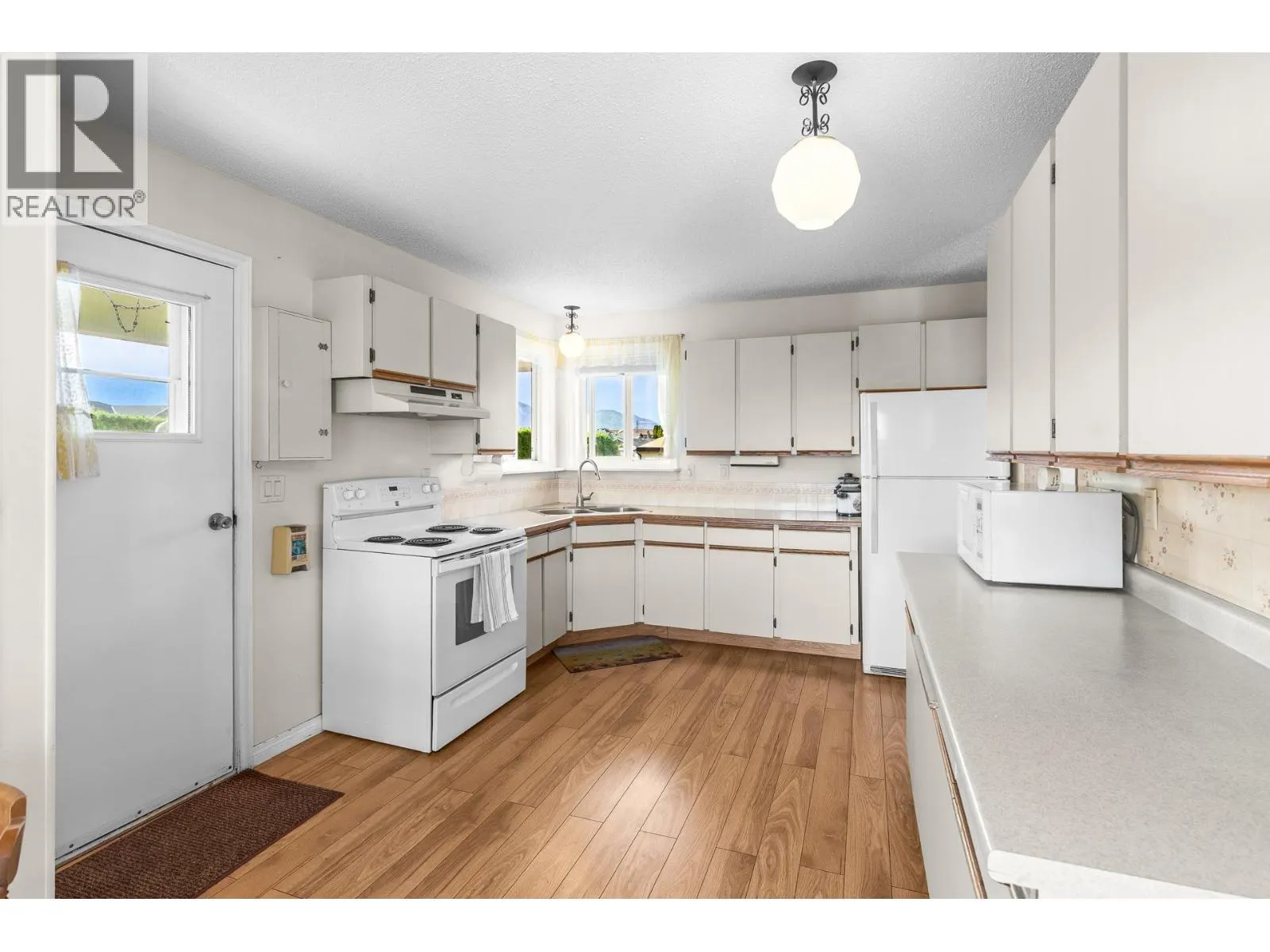 3935 Milford Road