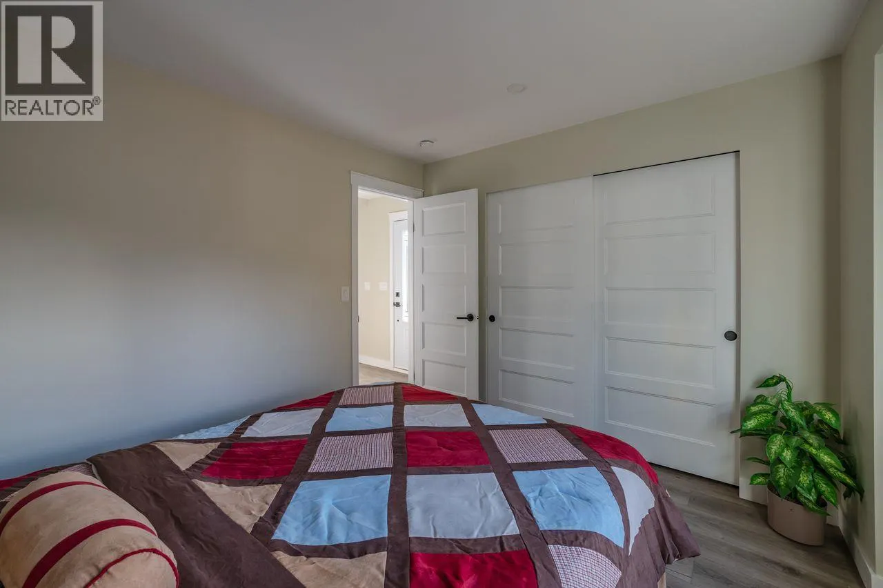 1999 HWY 97S. 1999 Highway 97S Unit# 145A Lot# 145A