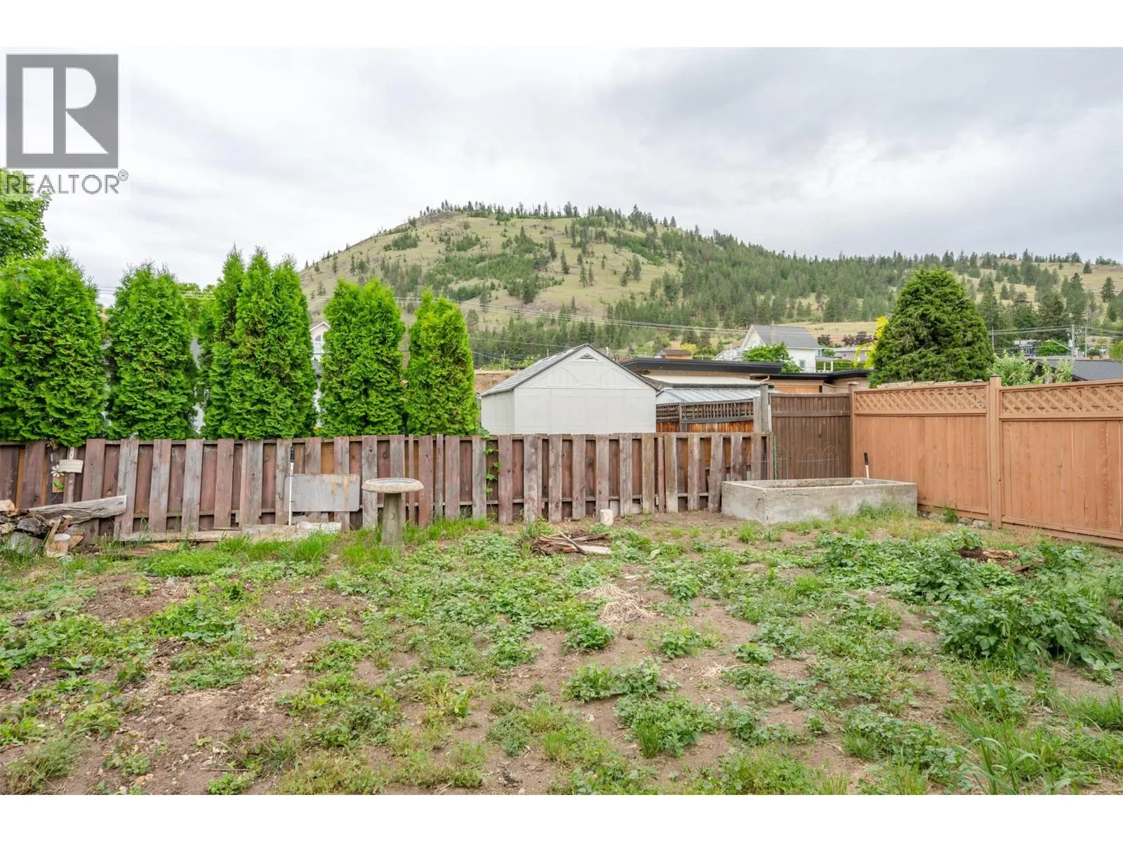 7503 HOWIS Crescent