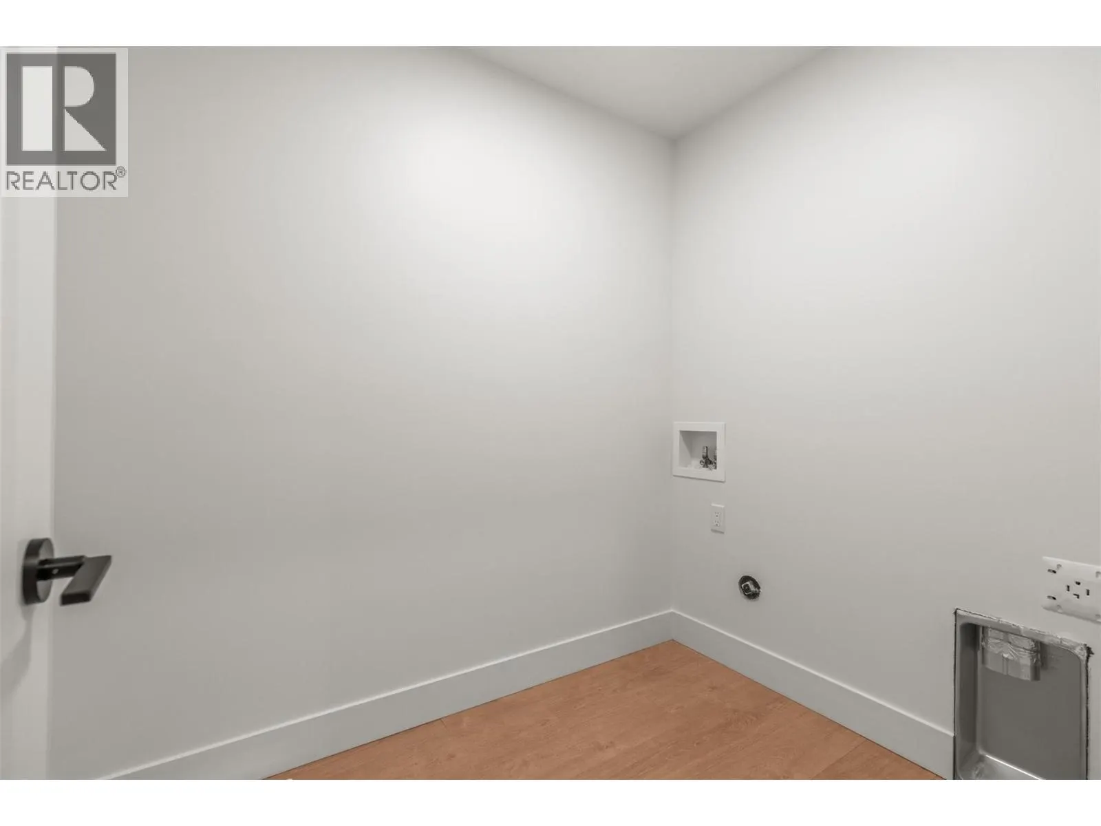 2467 Bradley Drive Unit# 101