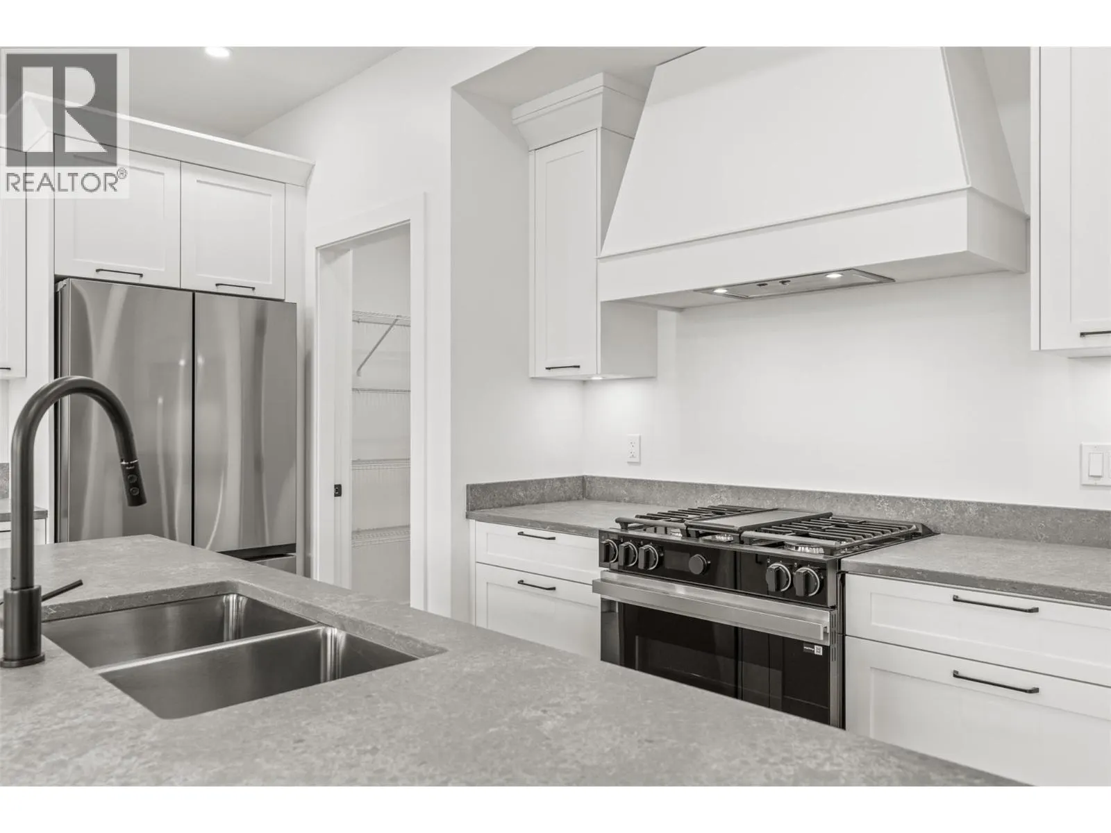 2467 Bradley Drive Unit# 101