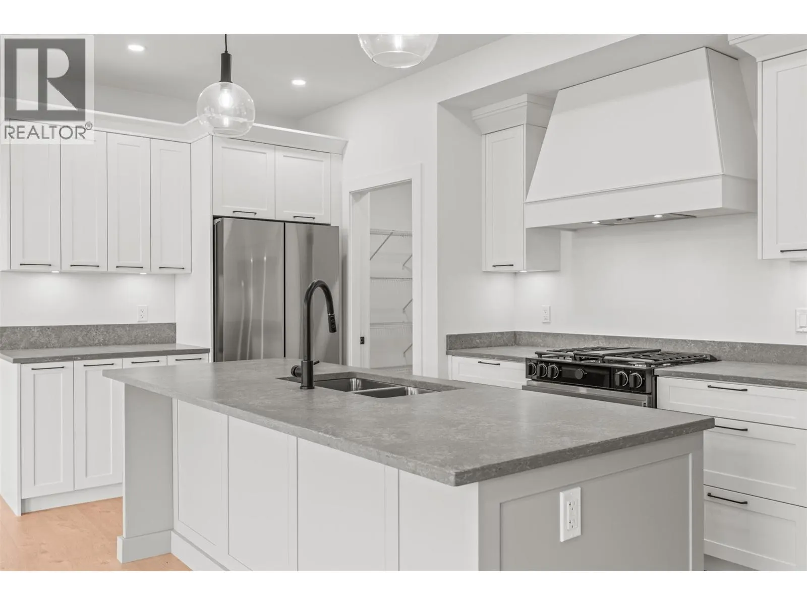 2467 Bradley Drive Unit# 101