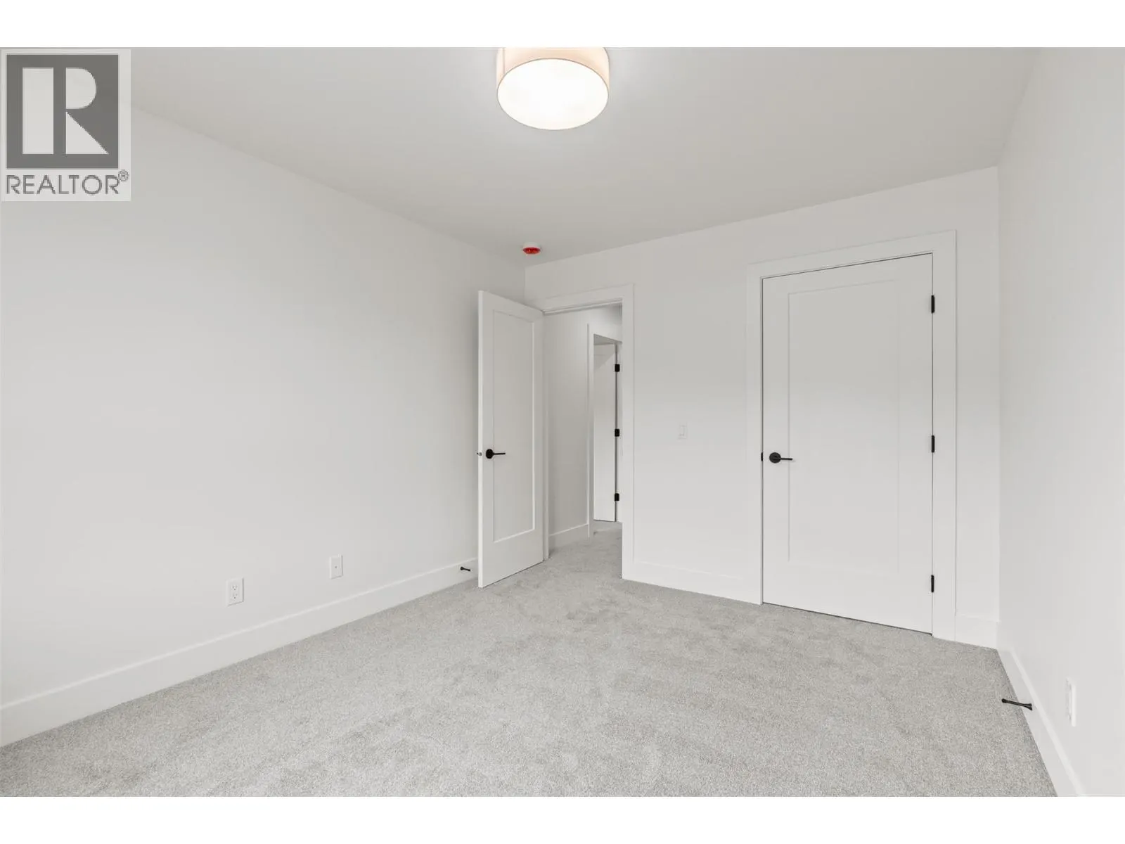 2467 Bradley Drive Unit# 101