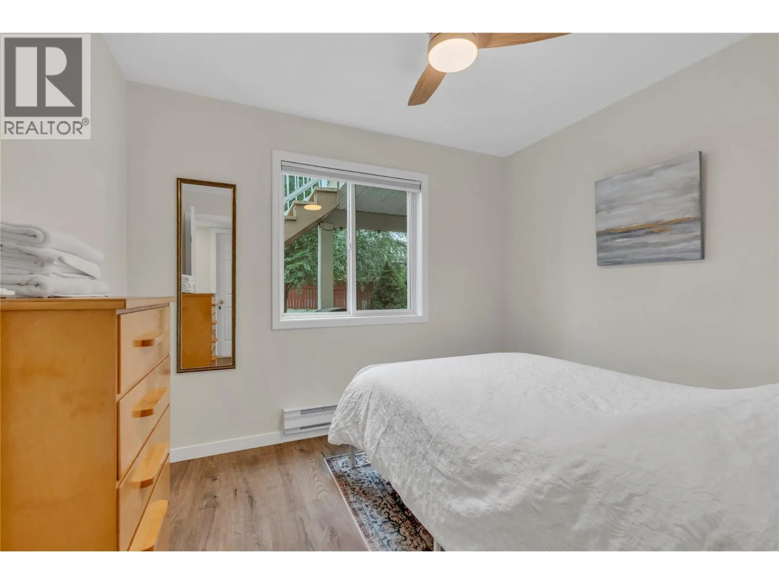 114 VANCOUVER Place