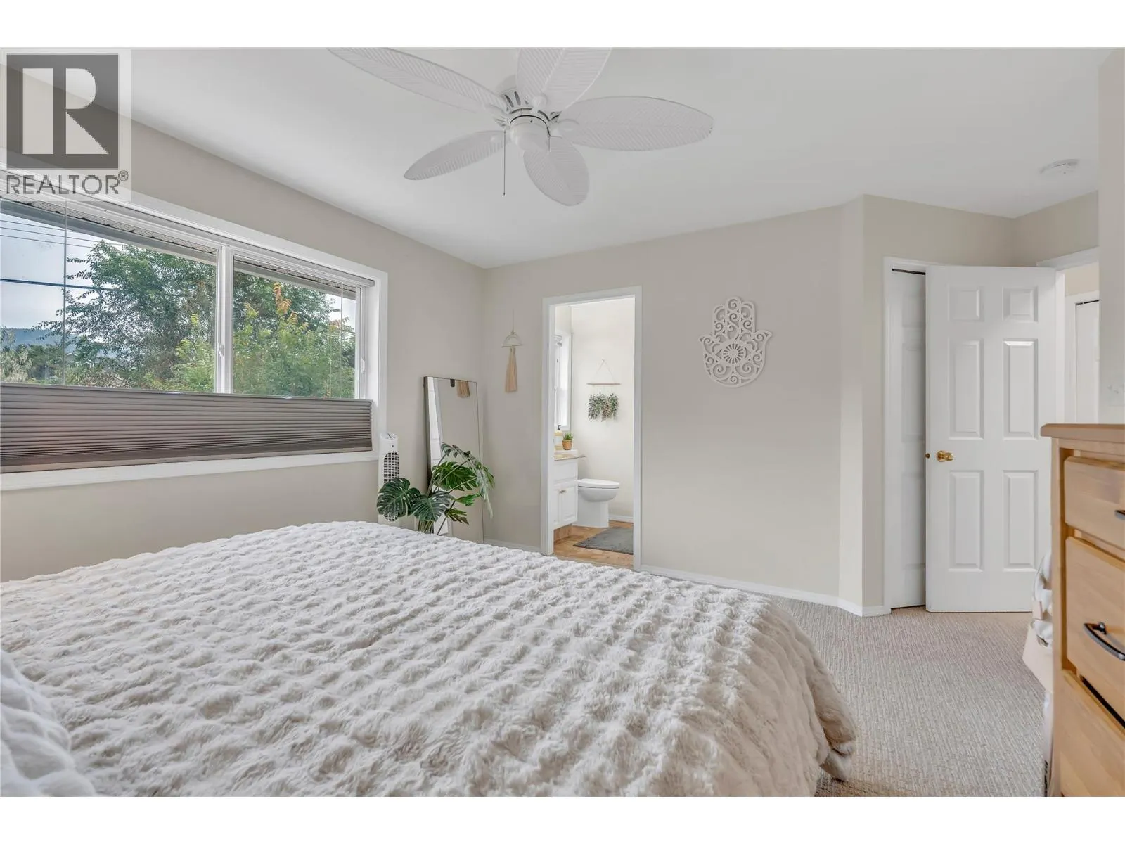 114 VANCOUVER Place
