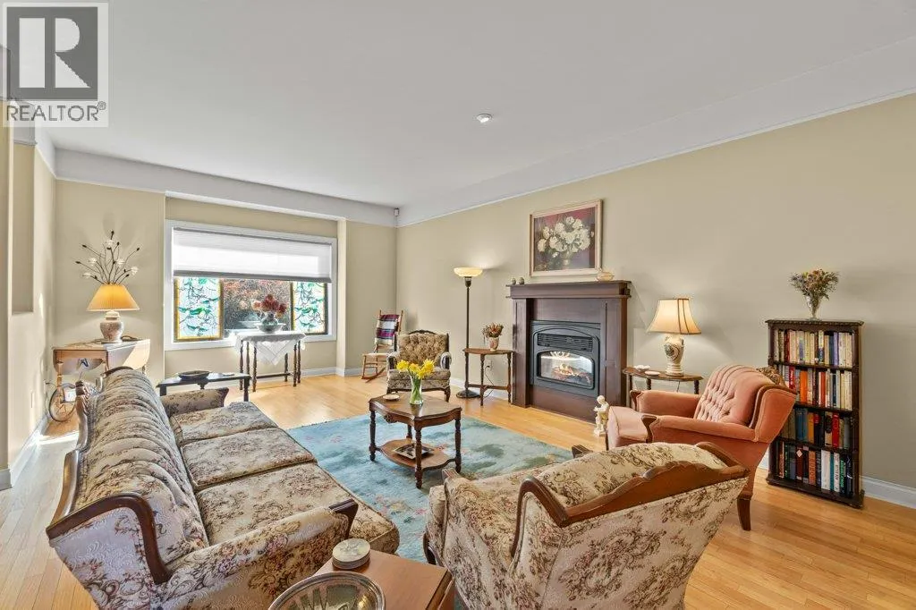 881 16 Street NE Unit# 7