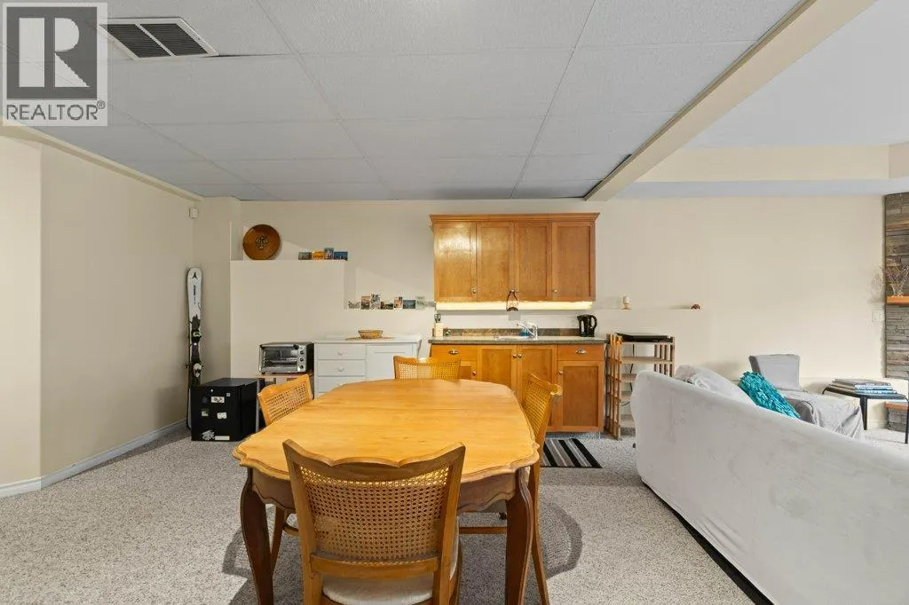 881 16 Street NE Unit# 7