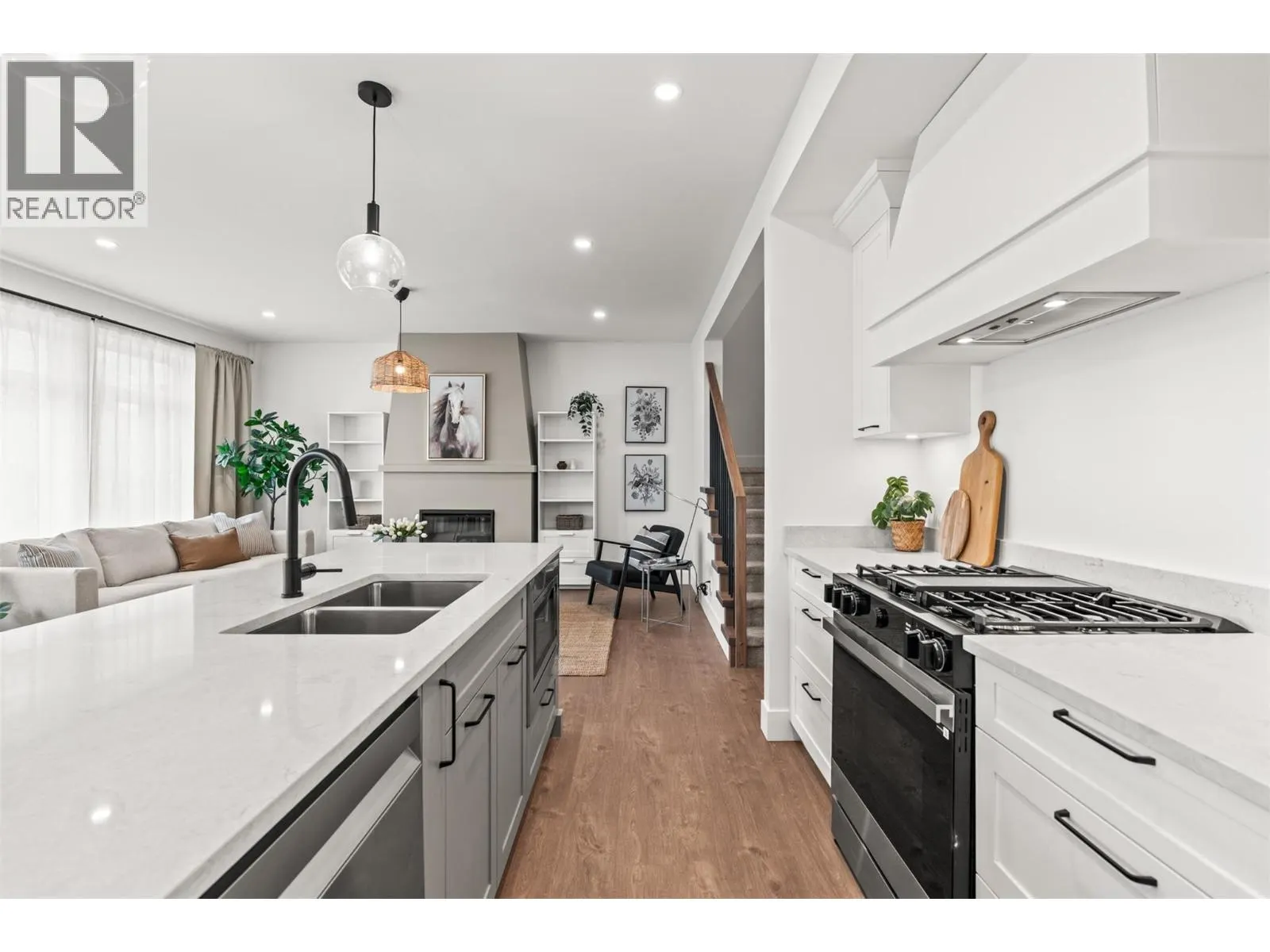 2467 Bradley Drive Unit# 102