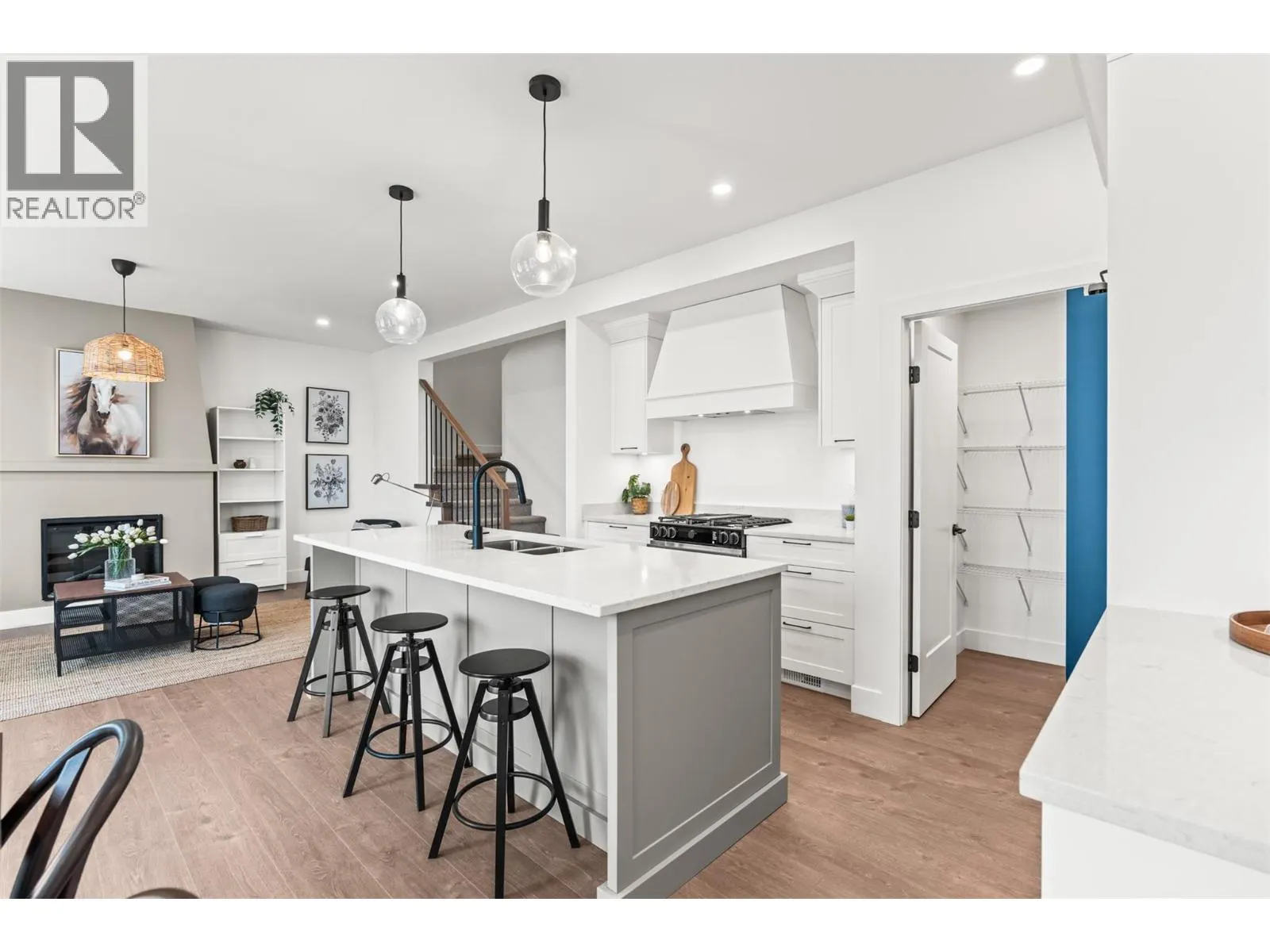 2467 Bradley Drive Unit# 102