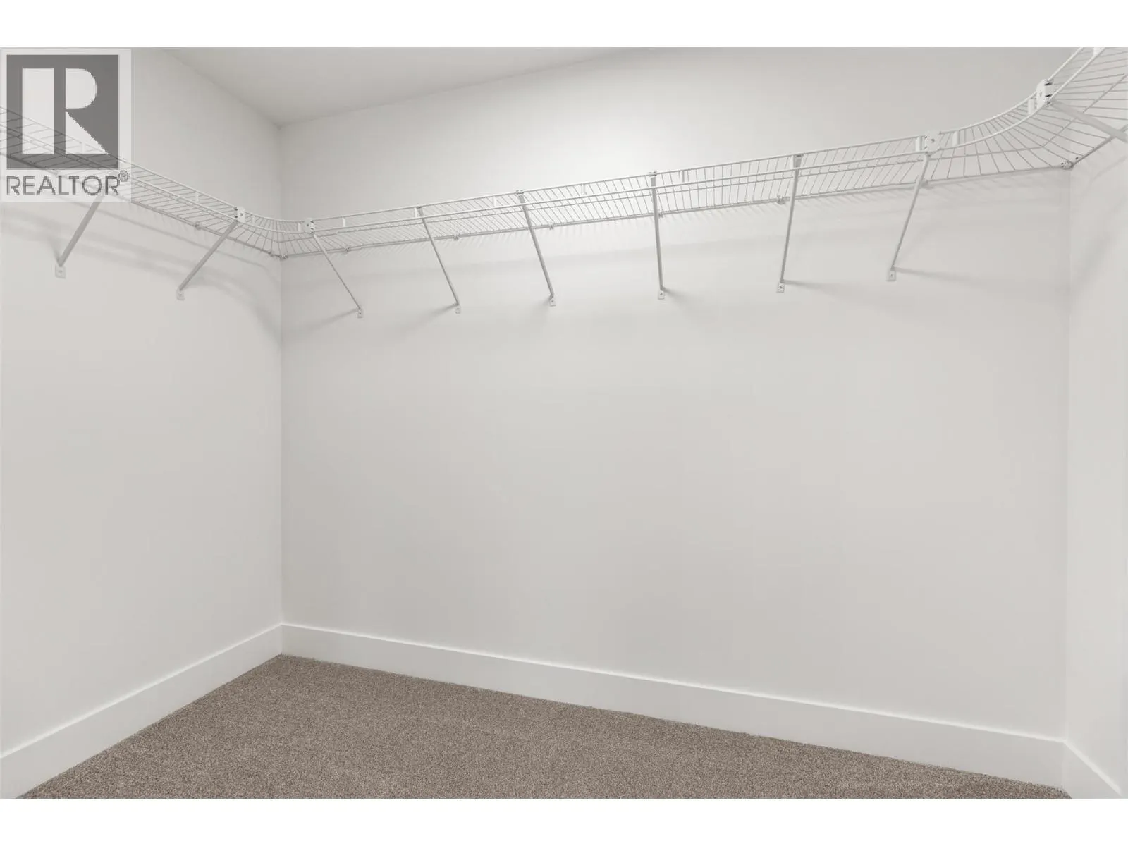 2467 Bradley Drive Unit# 102
