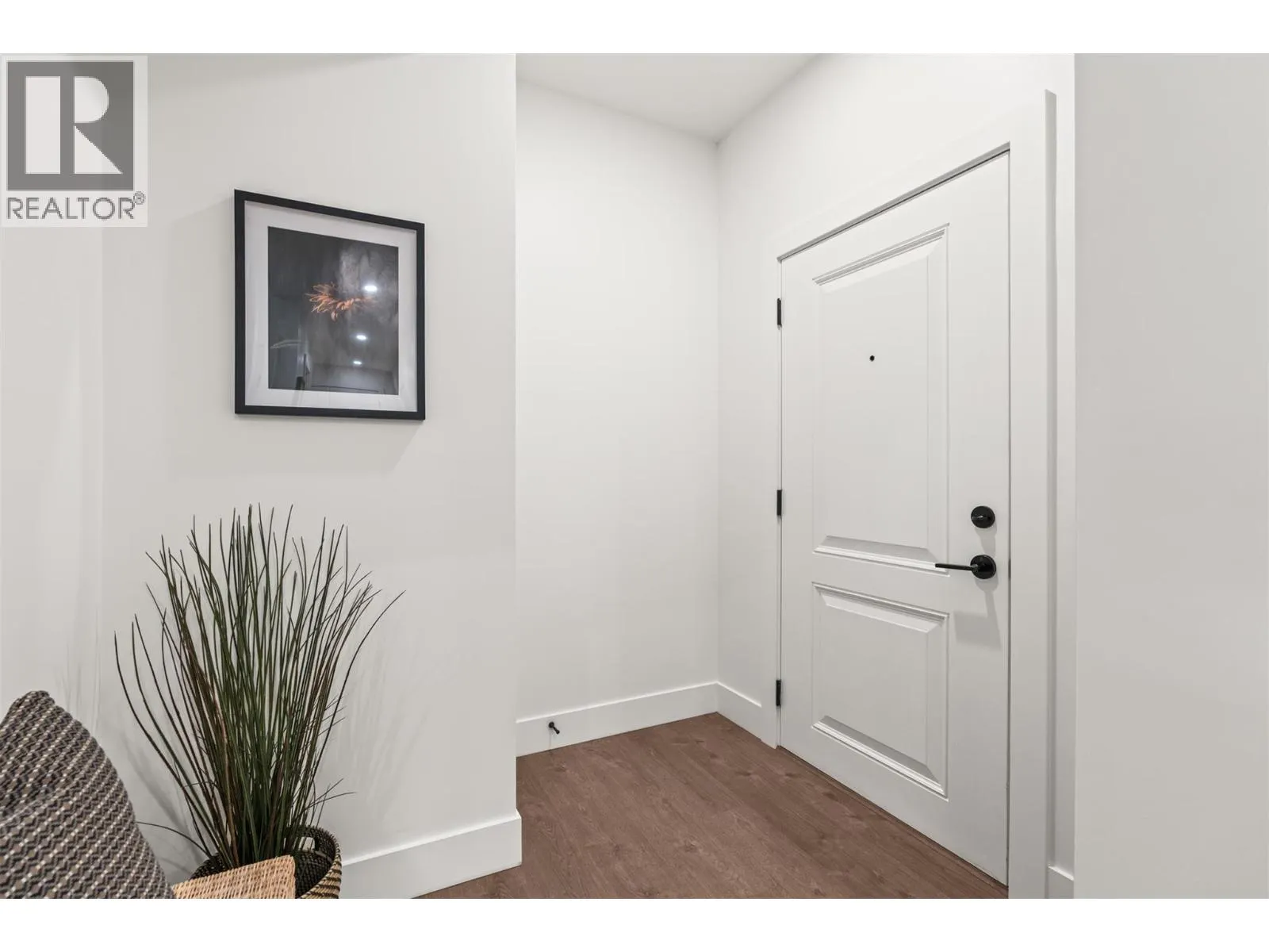 2467 Bradley Drive Unit# 102