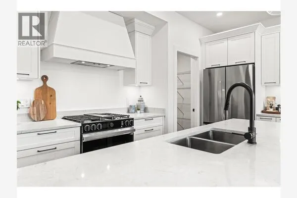 2467 Bradley Drive Unit# 102