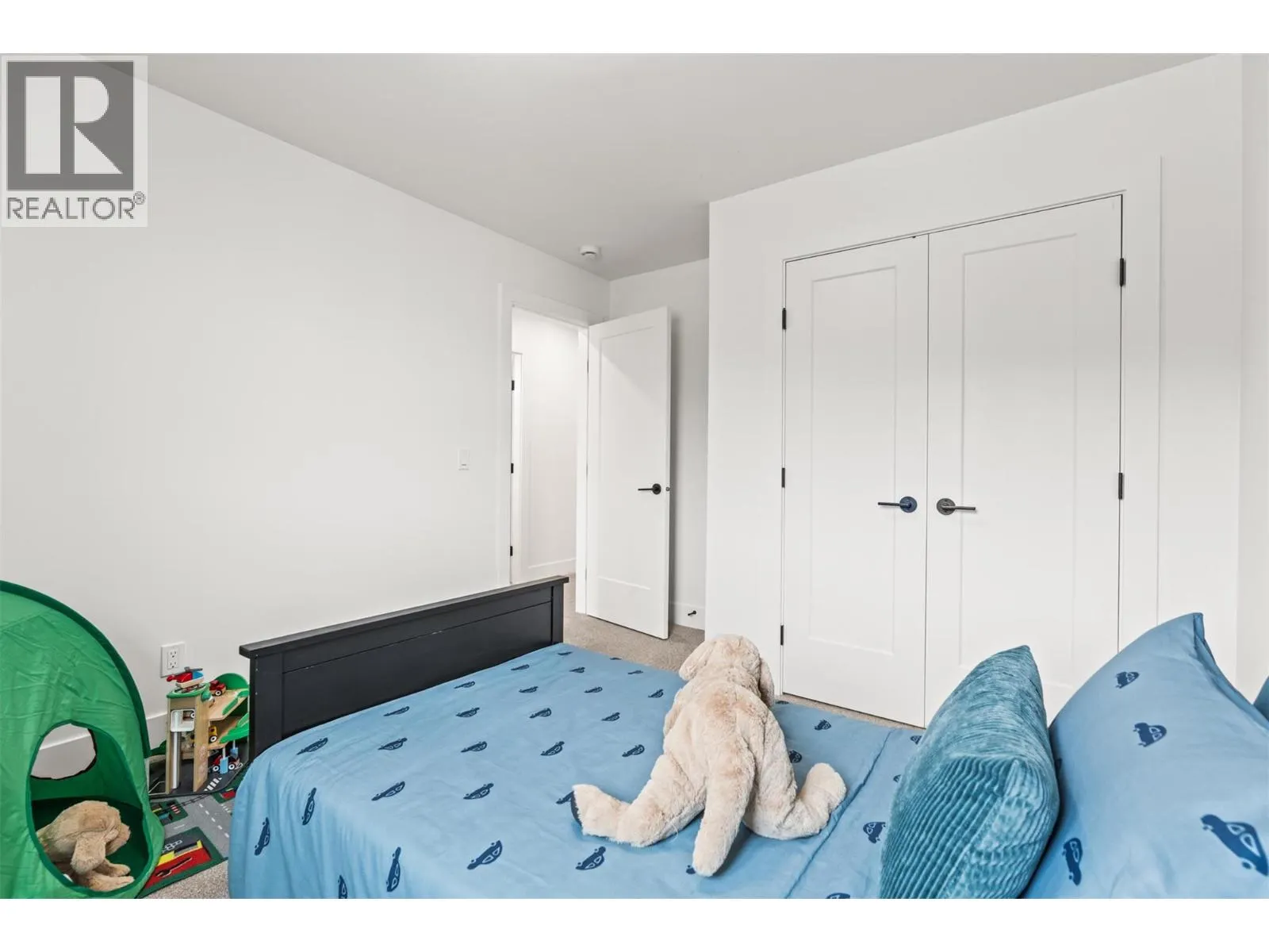 2467 Bradley Drive Unit# 102