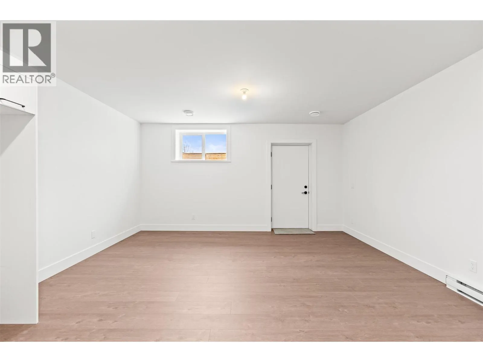 2467 Bradley Drive Unit# 102