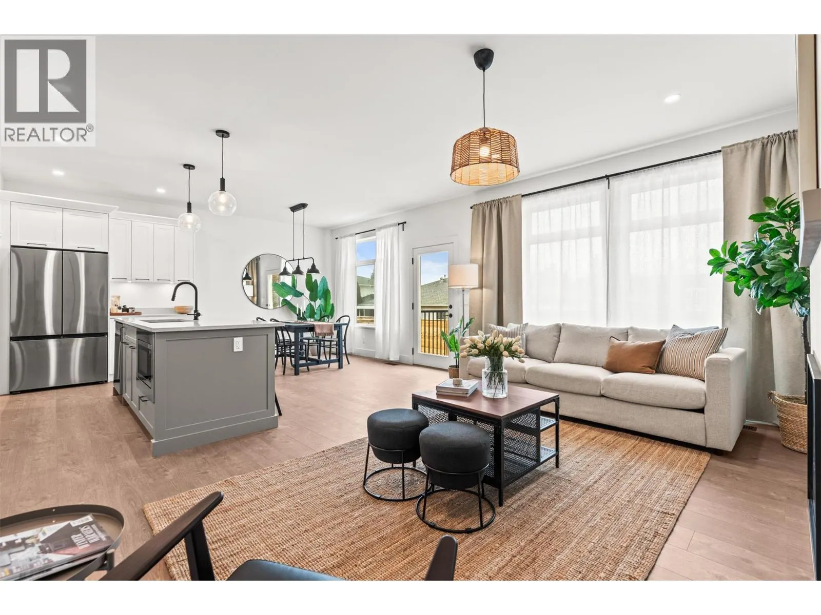 2467 Bradley Drive Unit# 102