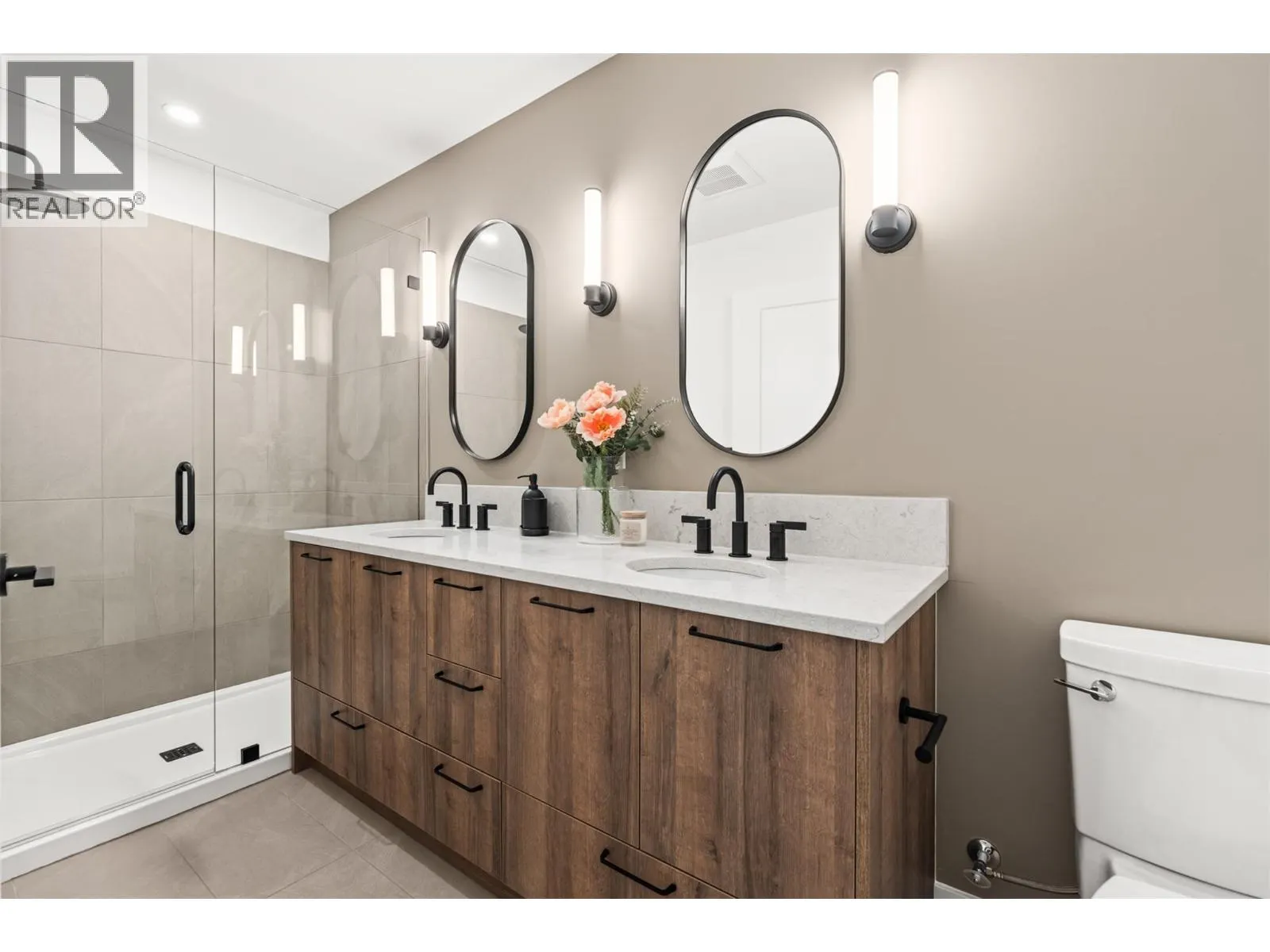 2467 Bradley Drive Unit# 102