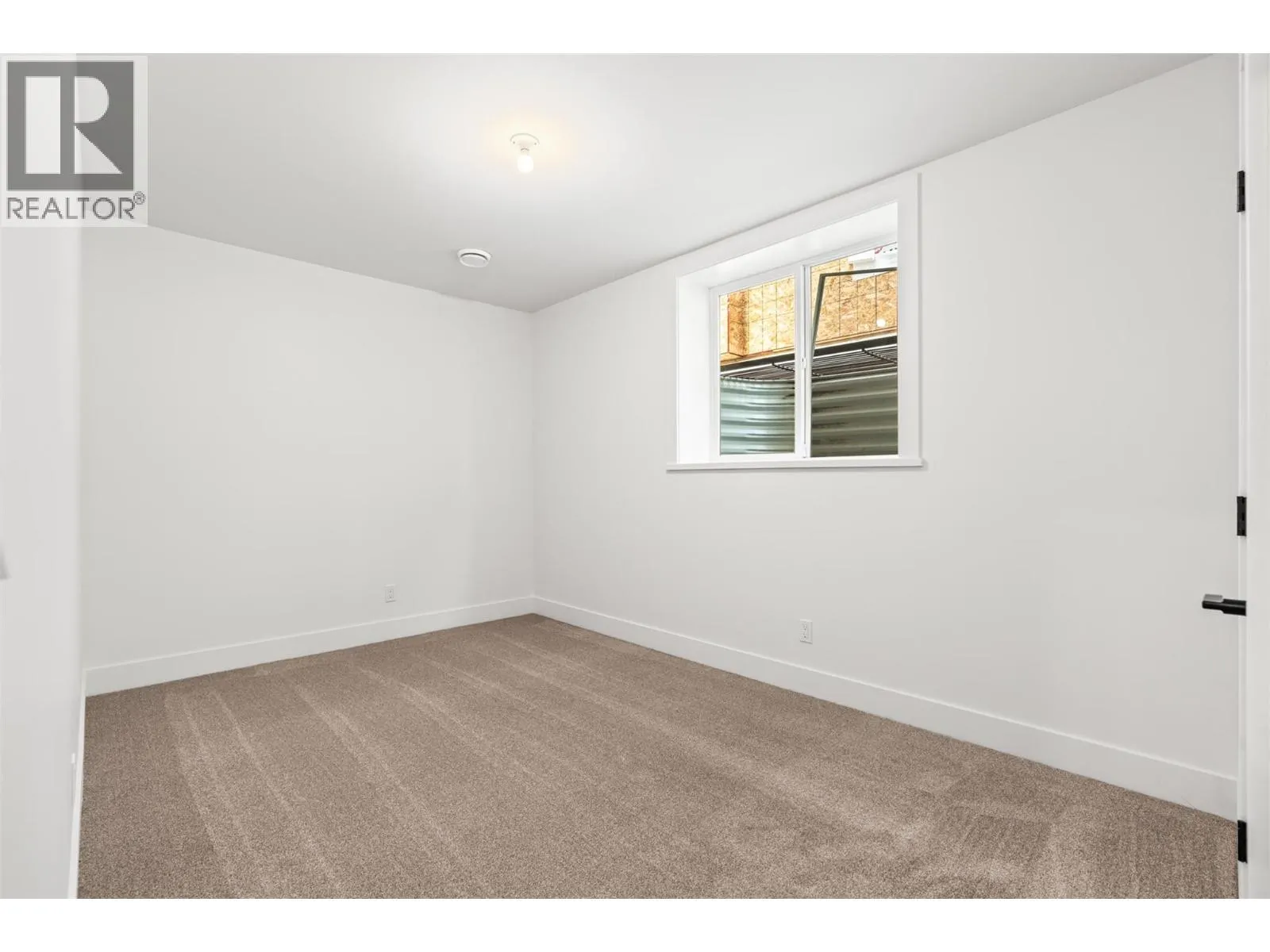 2467 Bradley Drive Unit# 102