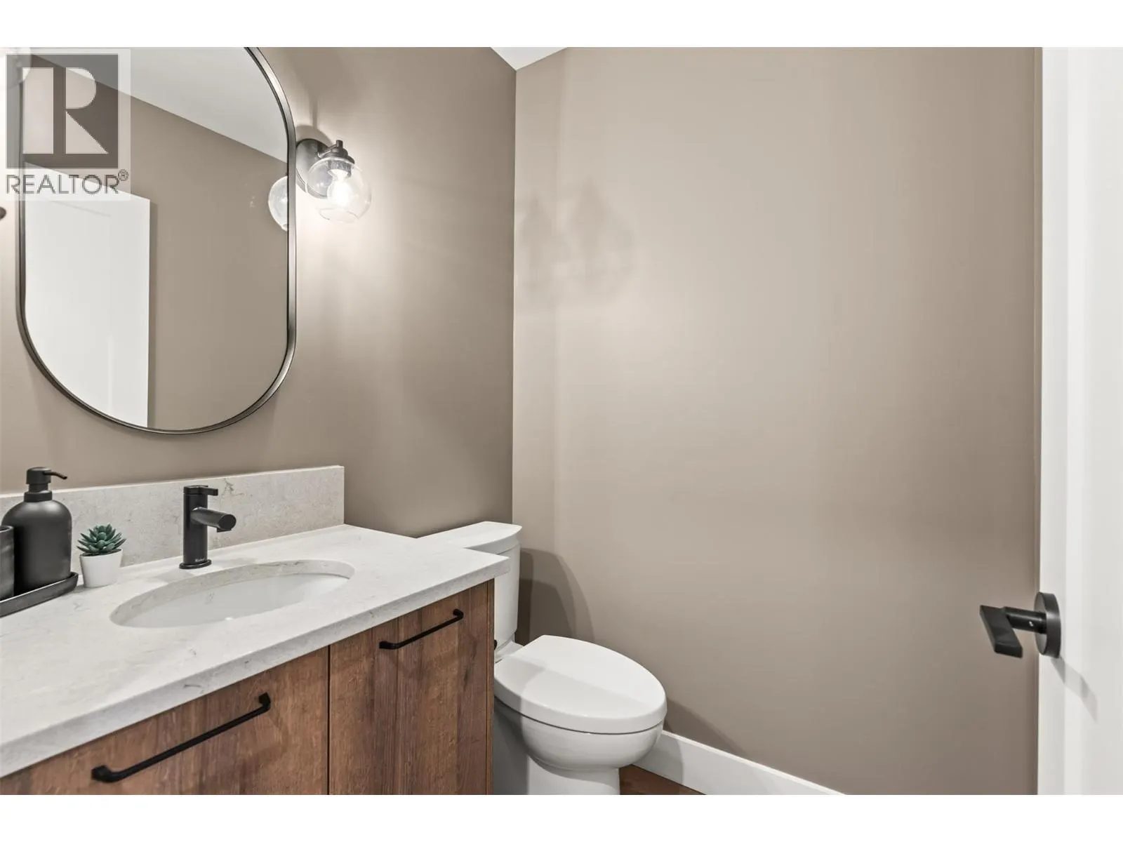 2467 Bradley Drive Unit# 102