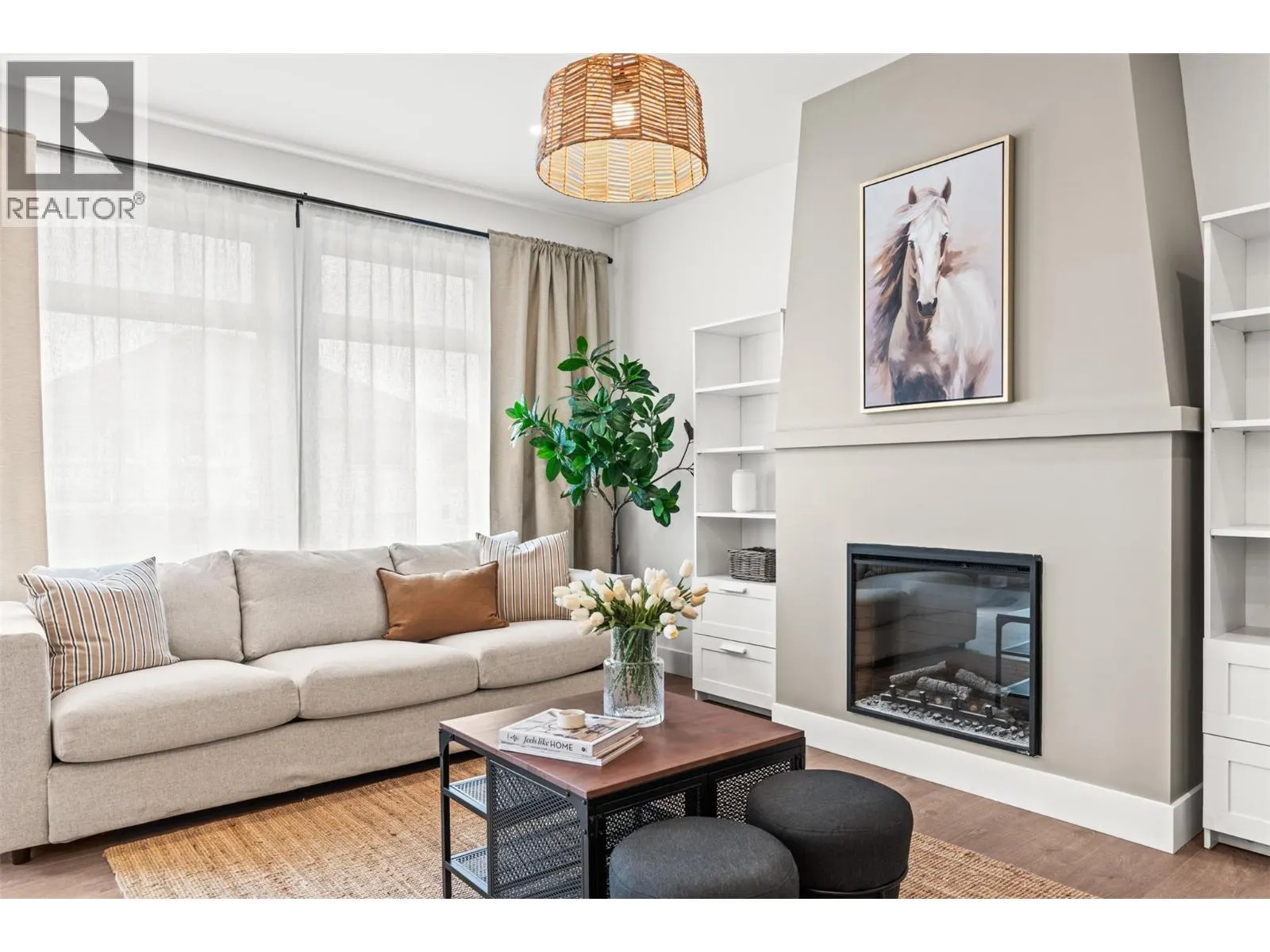 2467 Bradley Drive Unit# 102
