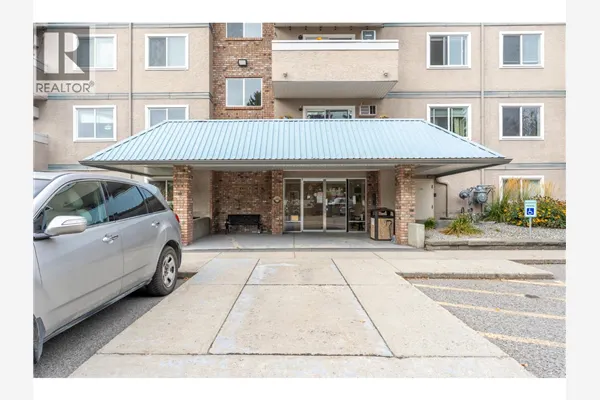 3160 De Montreuil Court Unit# 413