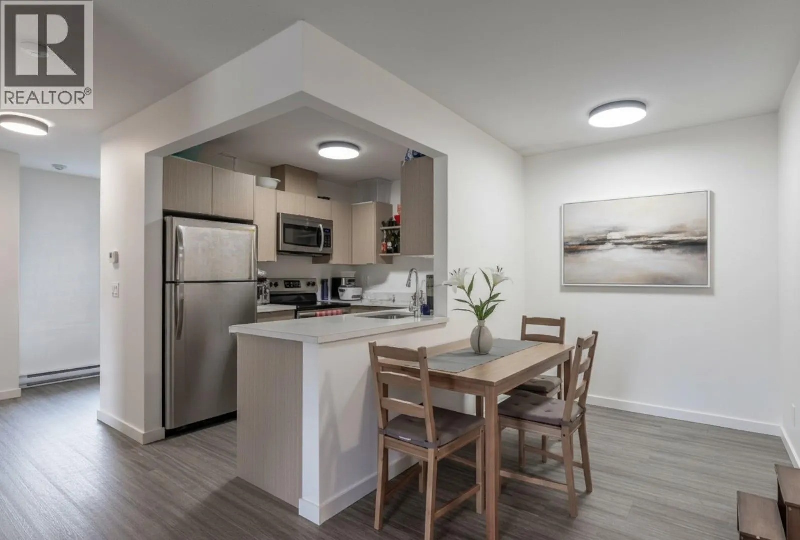 3160 De Montreuil Court Unit# 413