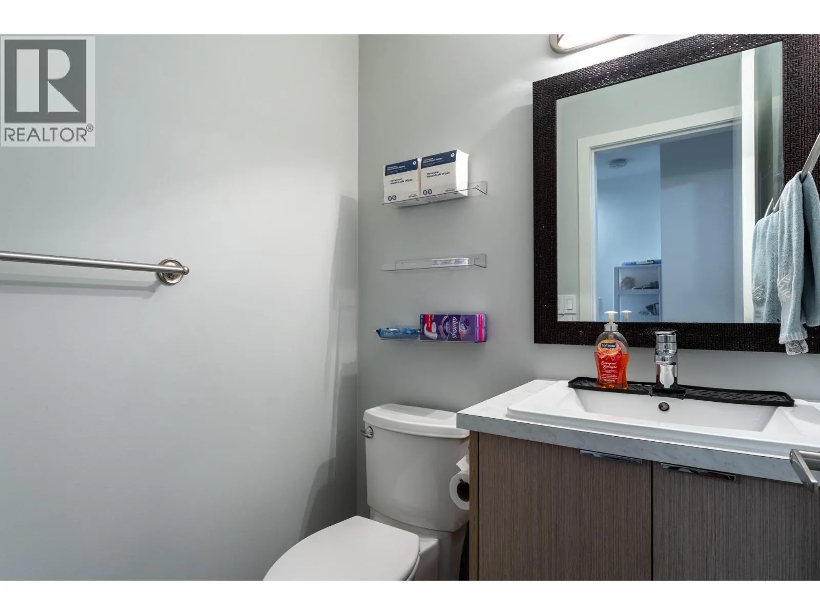 3160 De Montreuil Court Unit# 413
