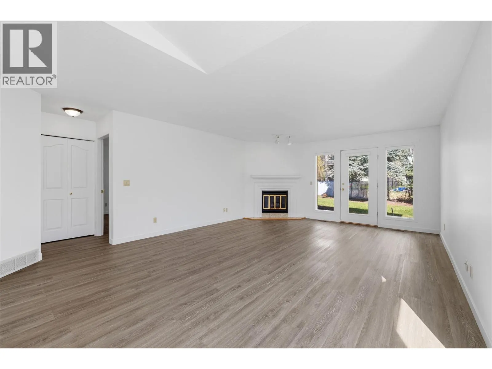 1020 Lanfranco Road Unit# 28