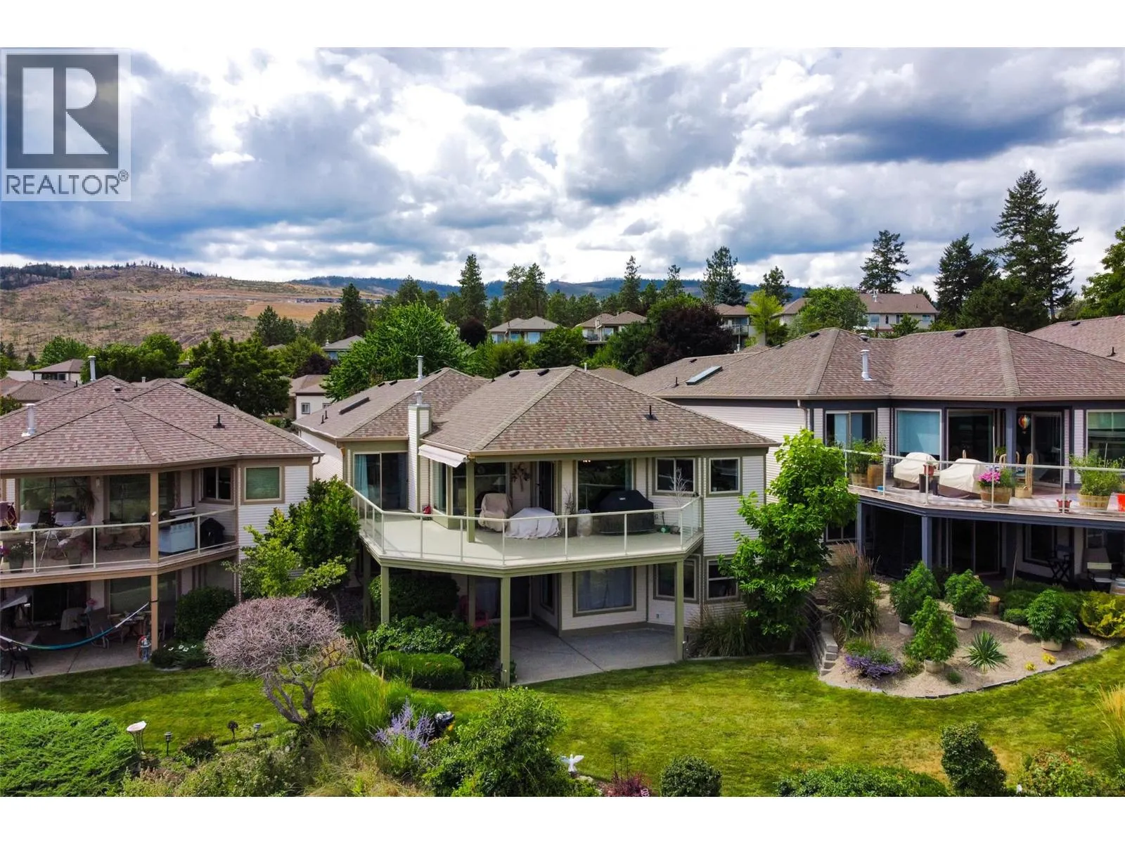 4074 Gellatly Road Unit# 221