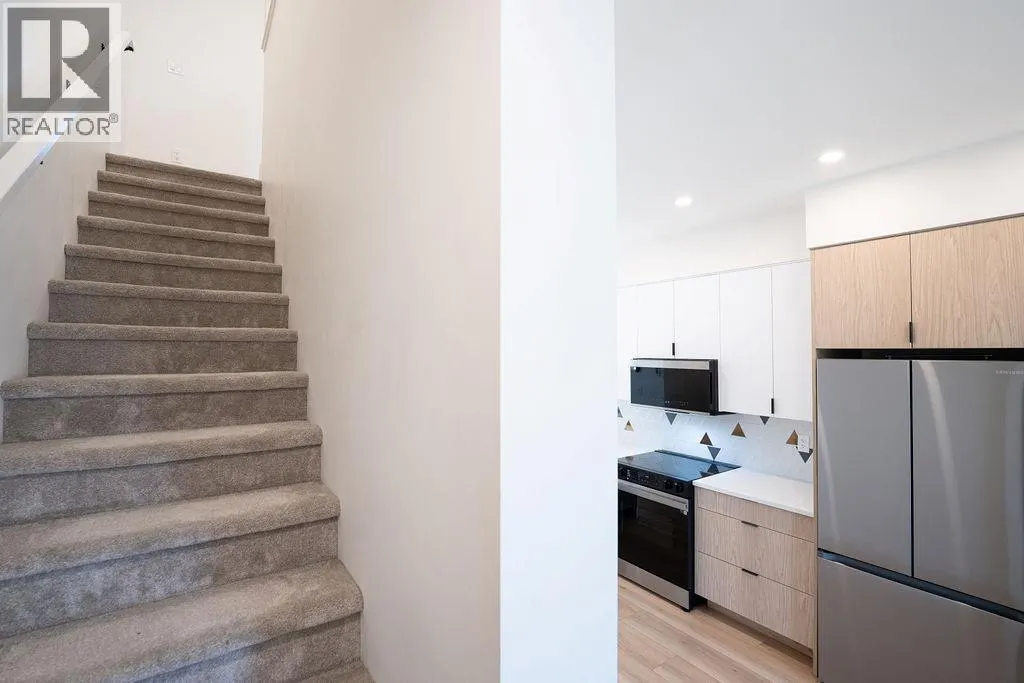 414 Humbert Street Unit# 4