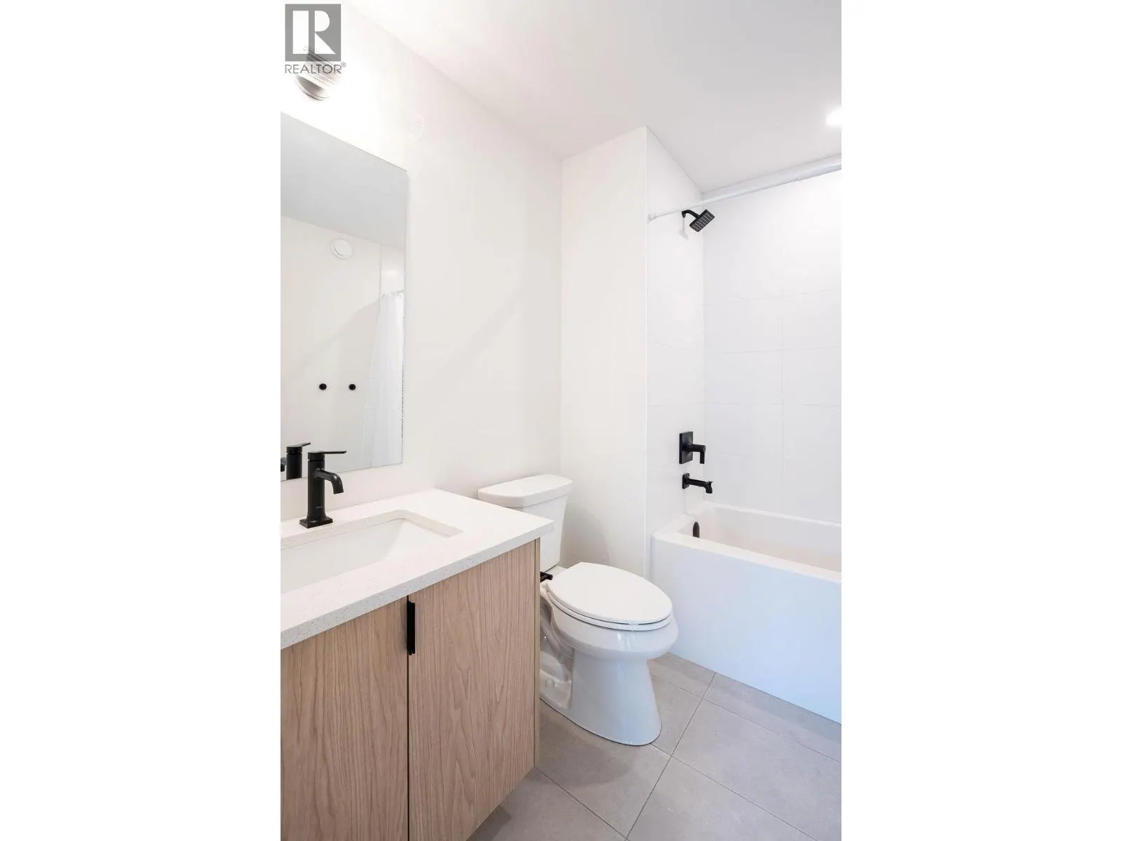 414 Humbert Street Unit# 4