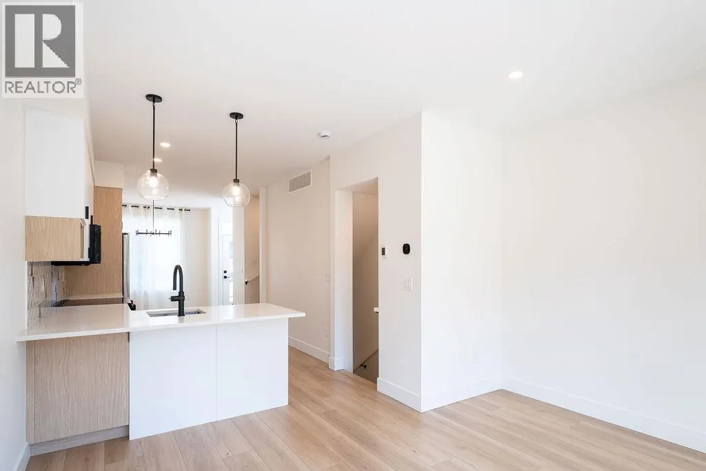 414 Humbert Street Unit# 4
