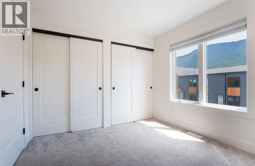 414 Humbert Street Unit# 4