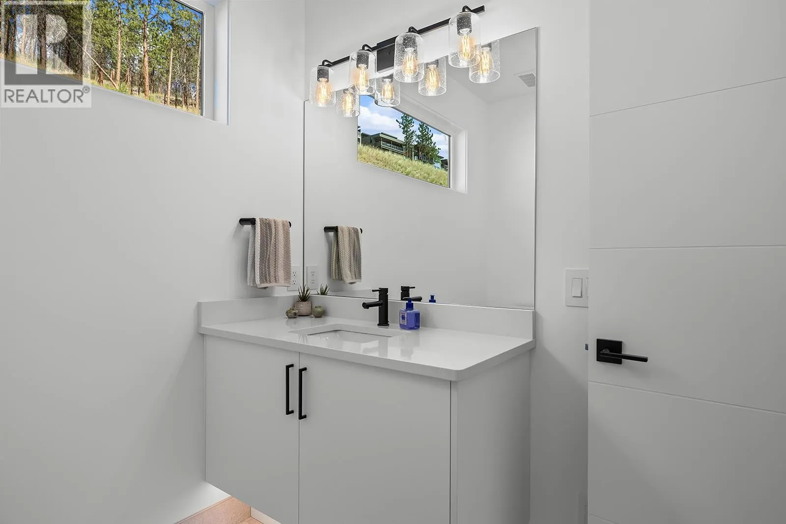9201 Okanagan Centre Road W Unit# 22