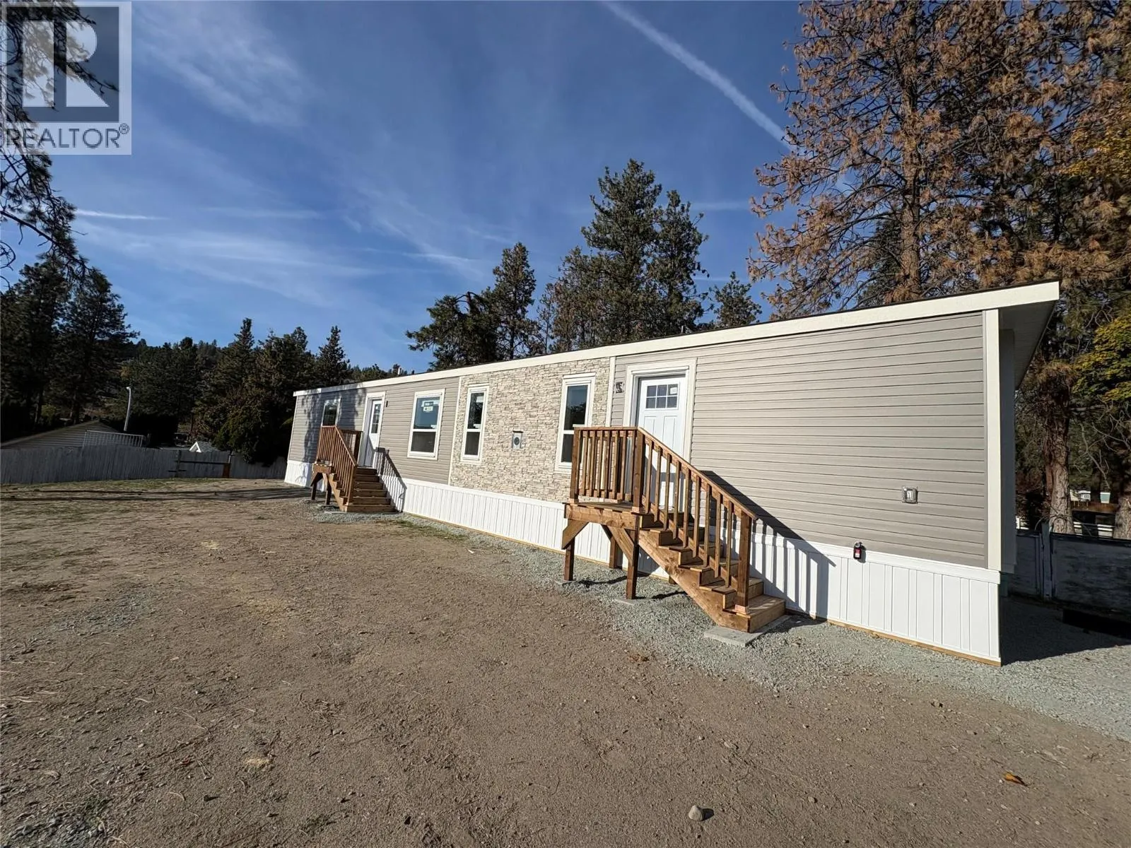 1999 HWY# 97 S Lot# 146A