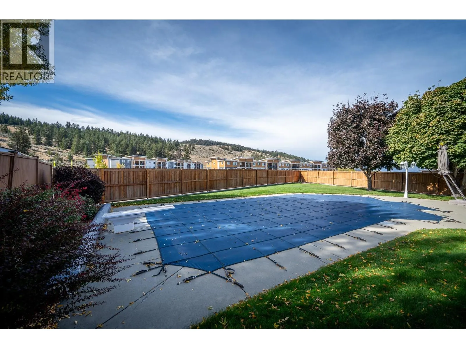 975 Regent Crescent