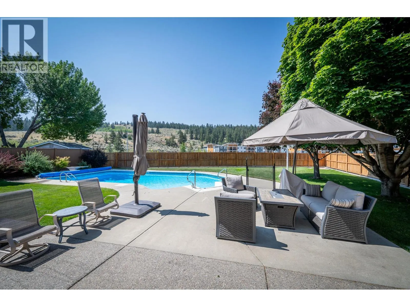 975 Regent Crescent