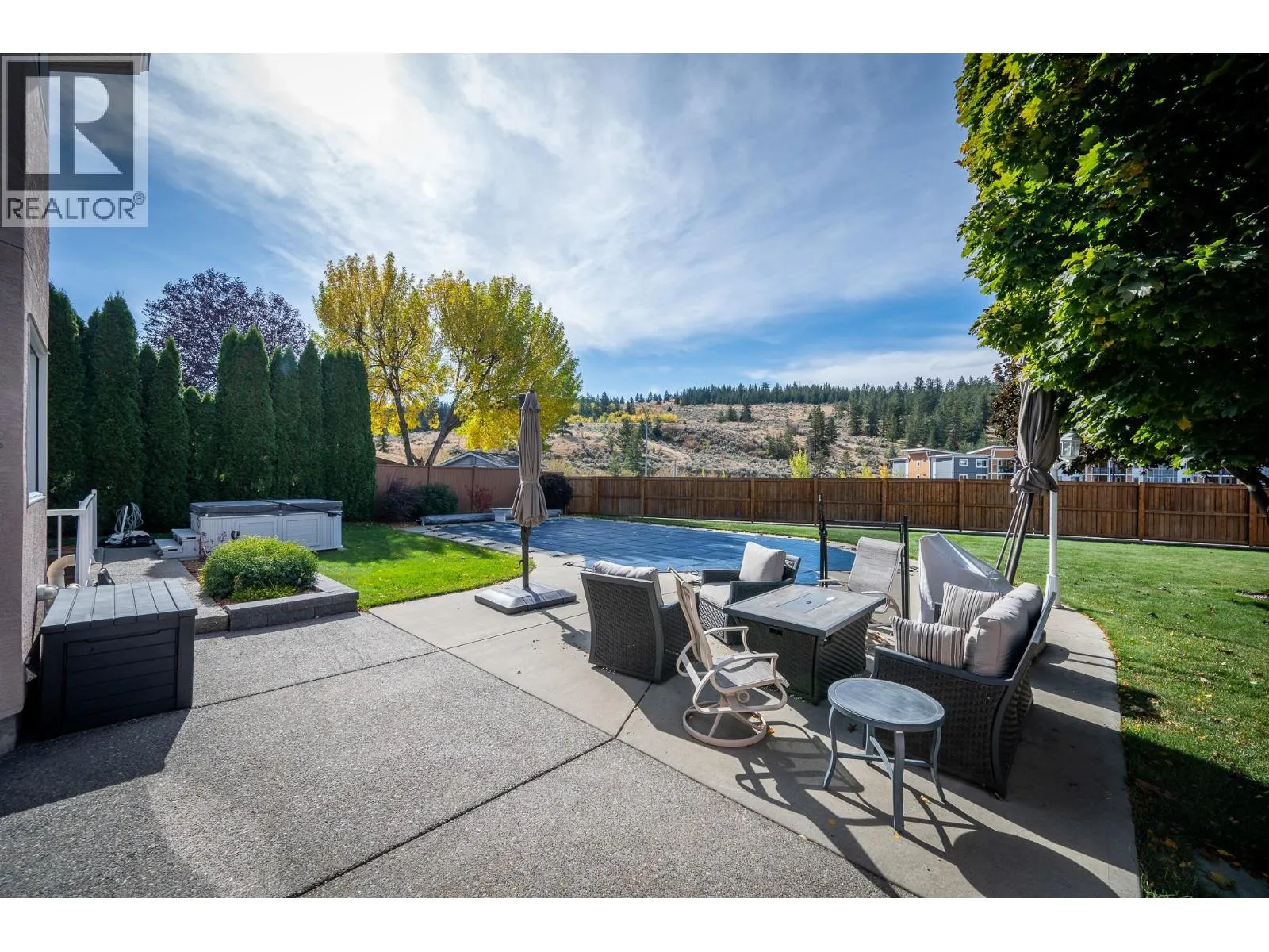 975 Regent Crescent