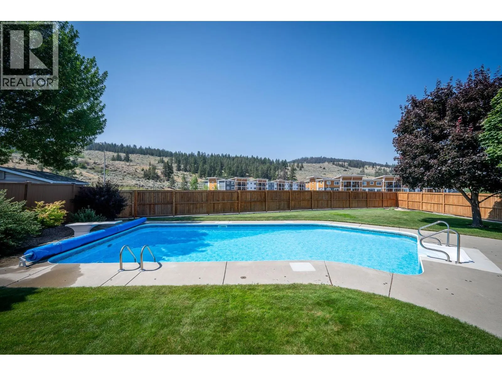 975 Regent Crescent