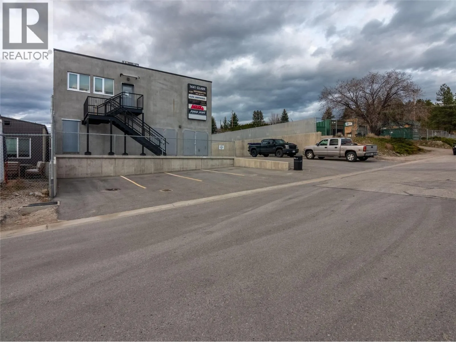 1441 Clark Avenue Unit# 104