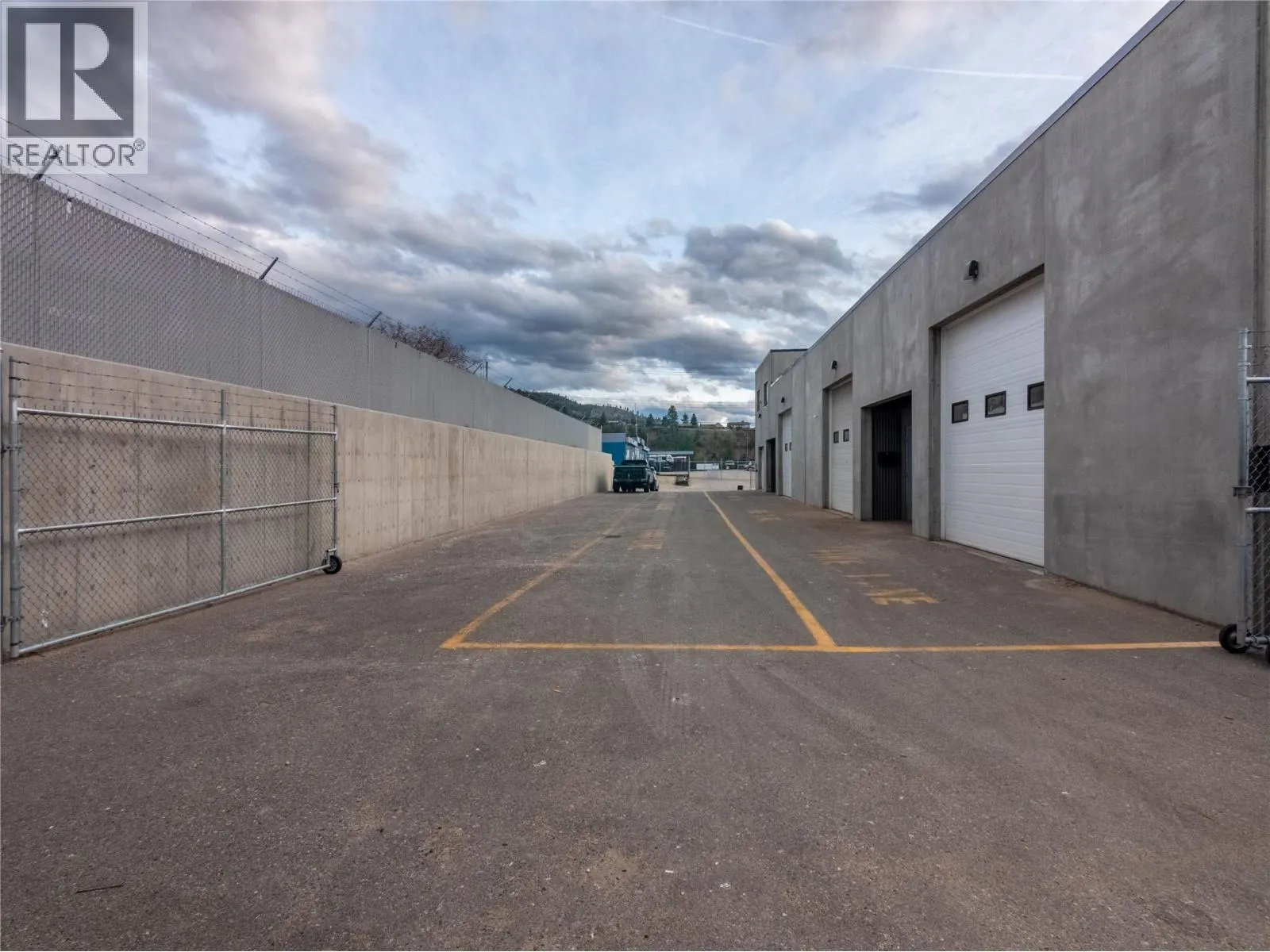 1441 Clark Avenue Unit# 104