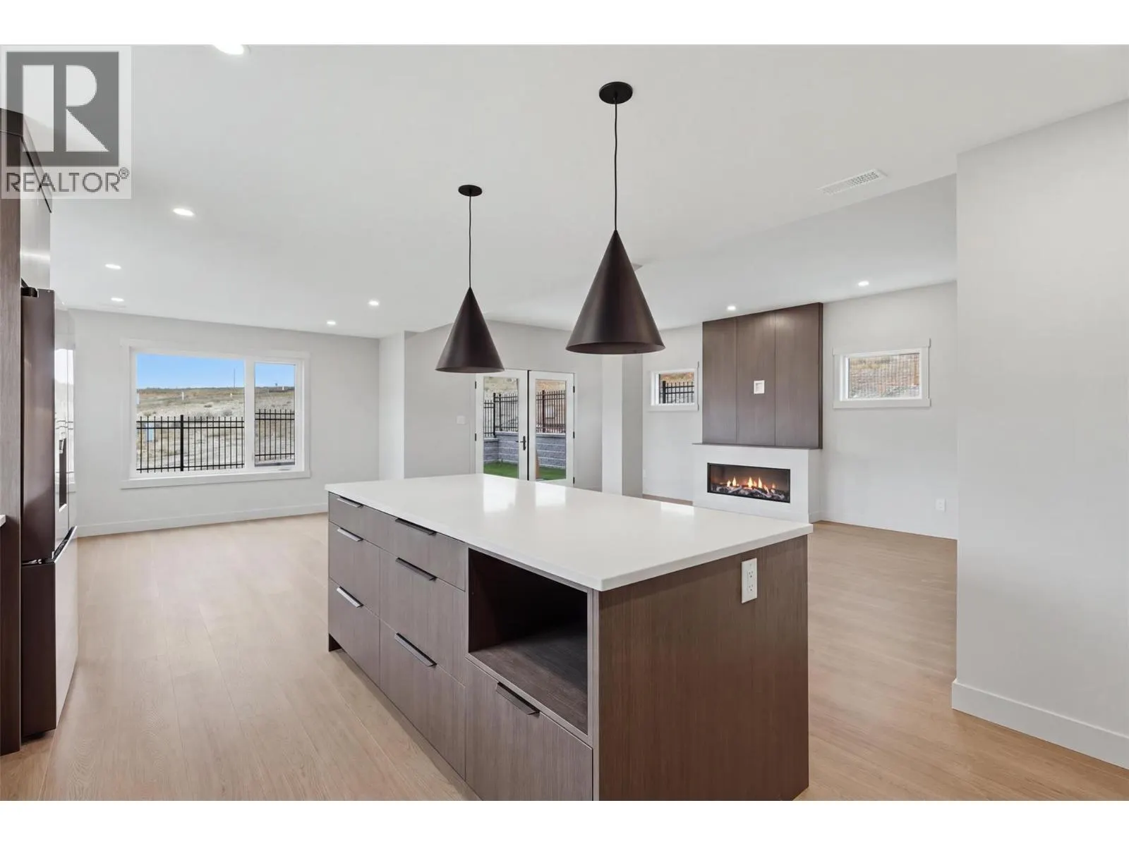 38 RUE CHEVAL NOIR Unit# 411